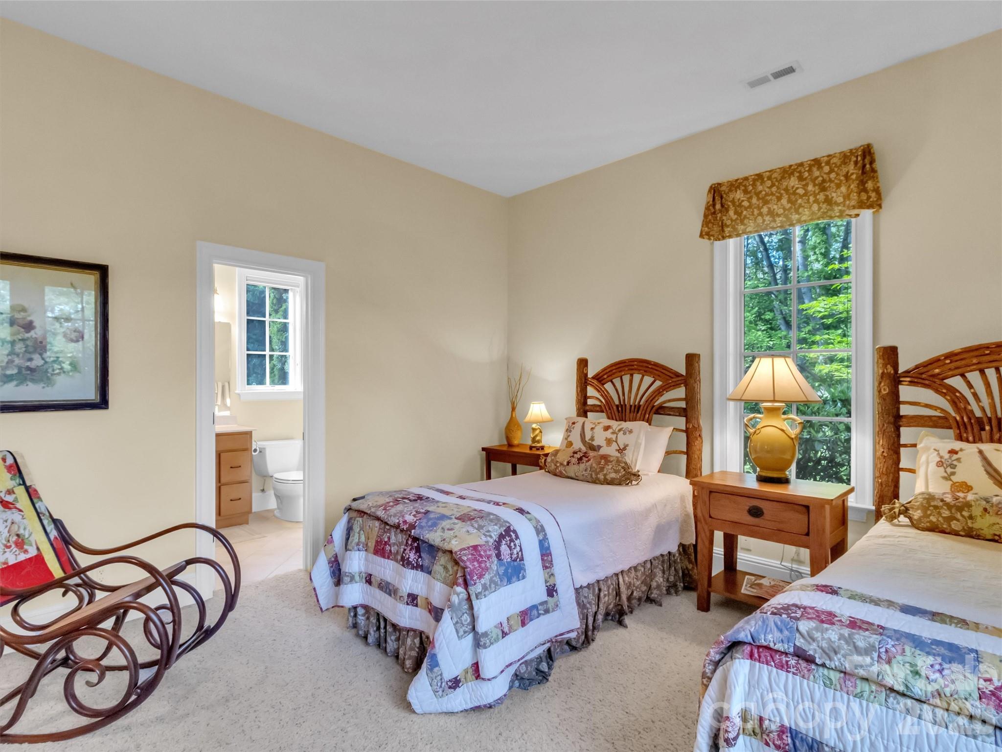 149 Cardinal Lane Property Photo 43
