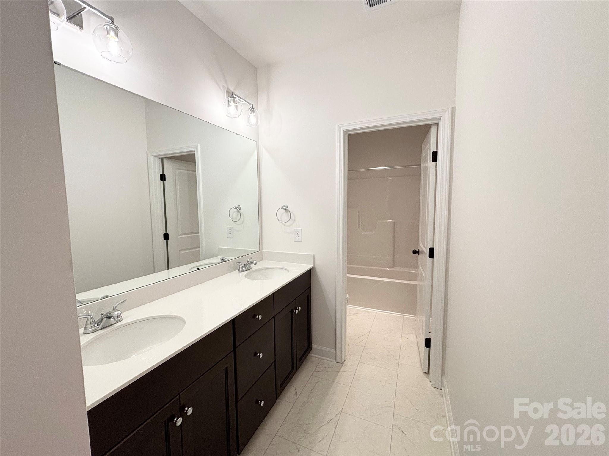 6823 Glen Abbey Lane Property Photo 25