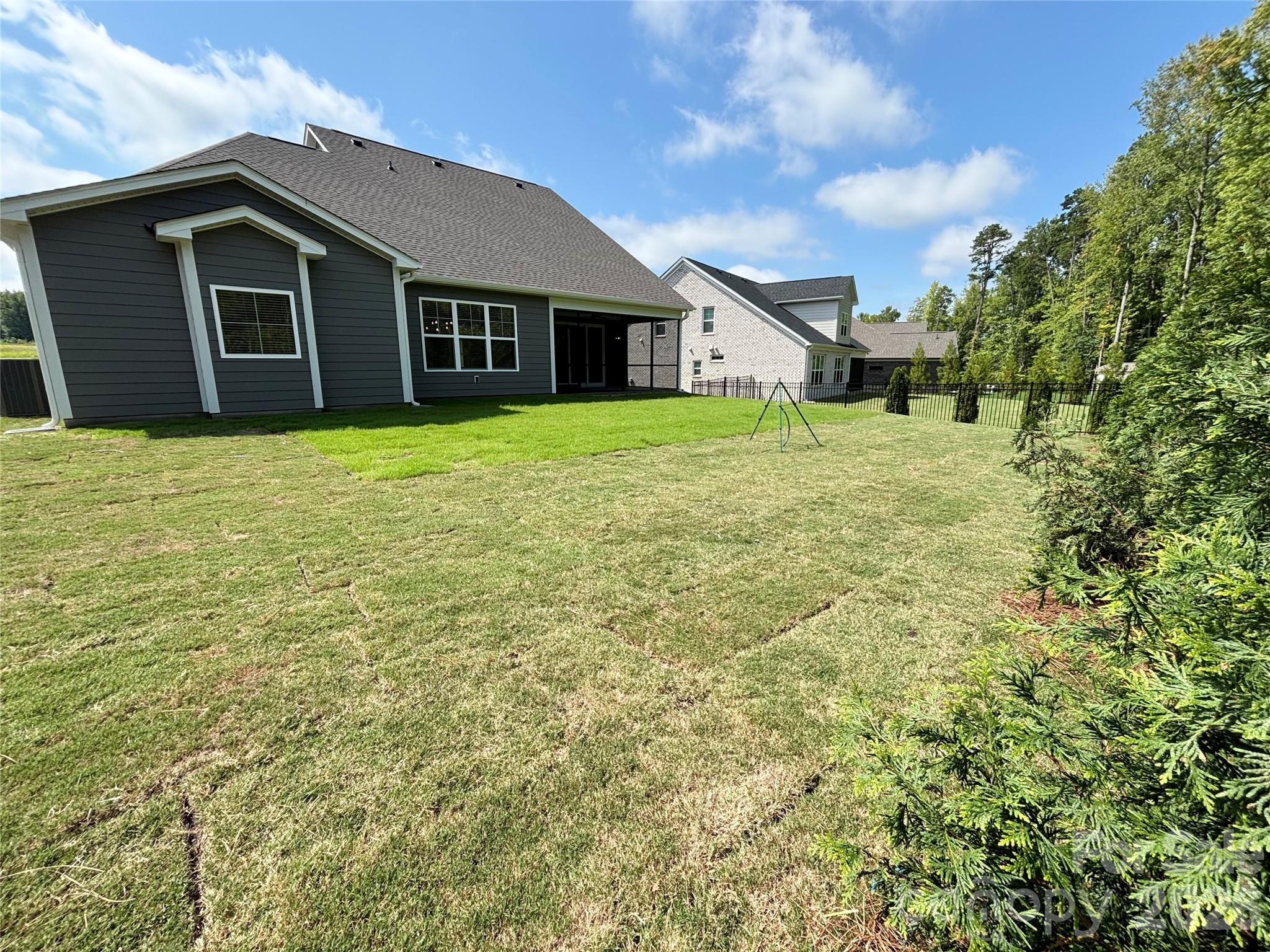 6823 Glen Abbey Lane Property Photo 32