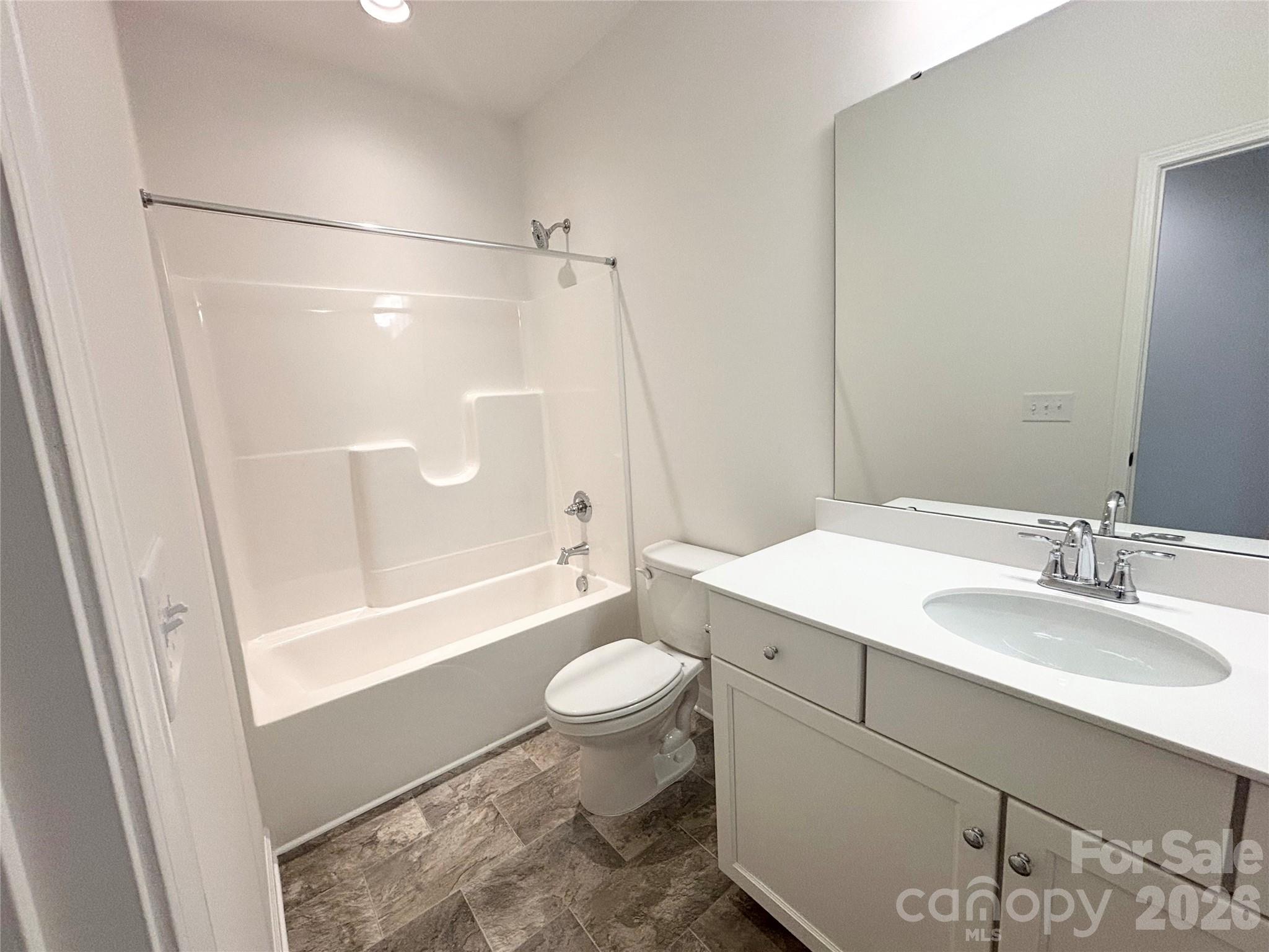 527 Oleander Street Property Photo 29