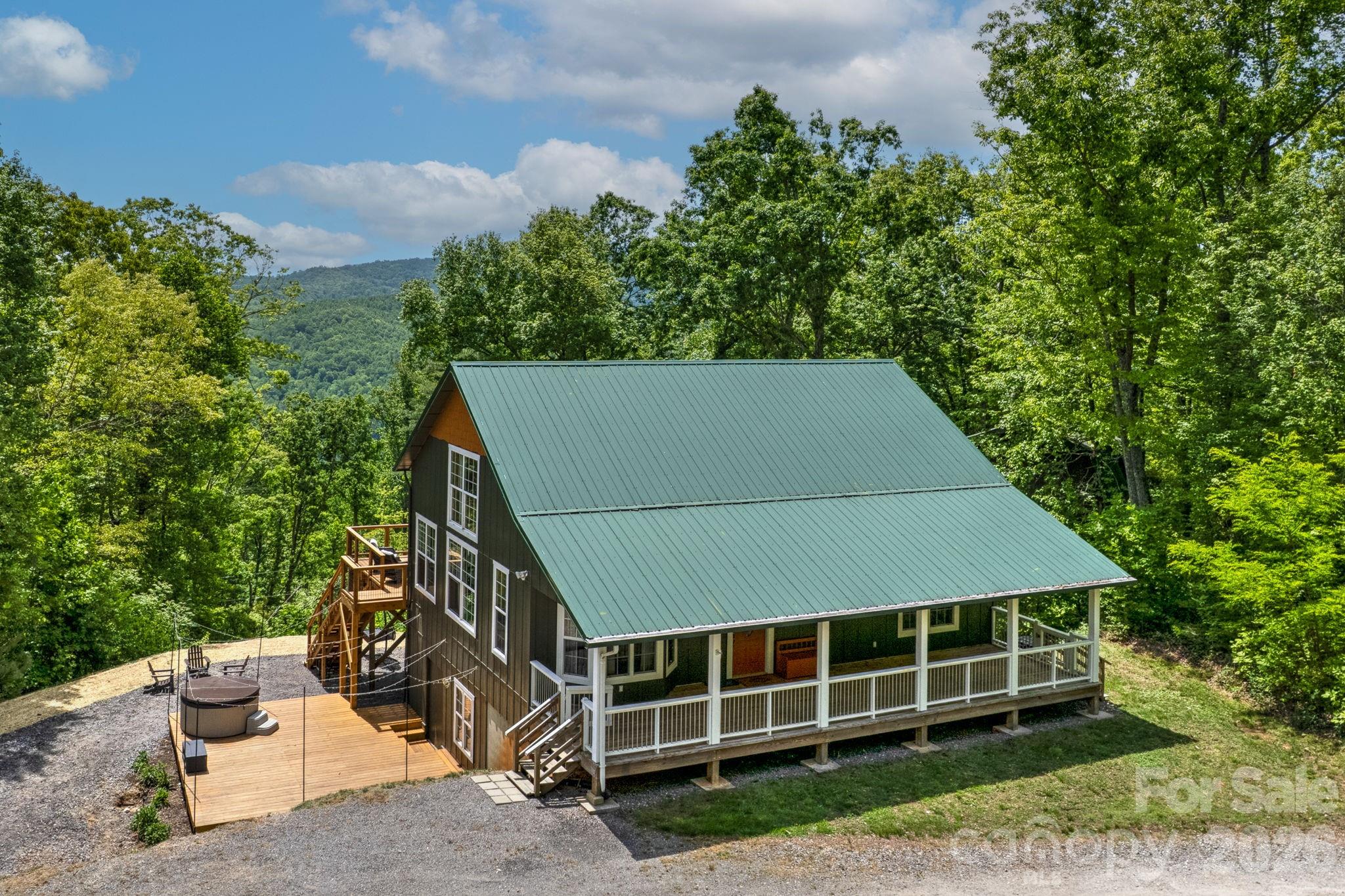 491 High Top Drive Property Photo 12