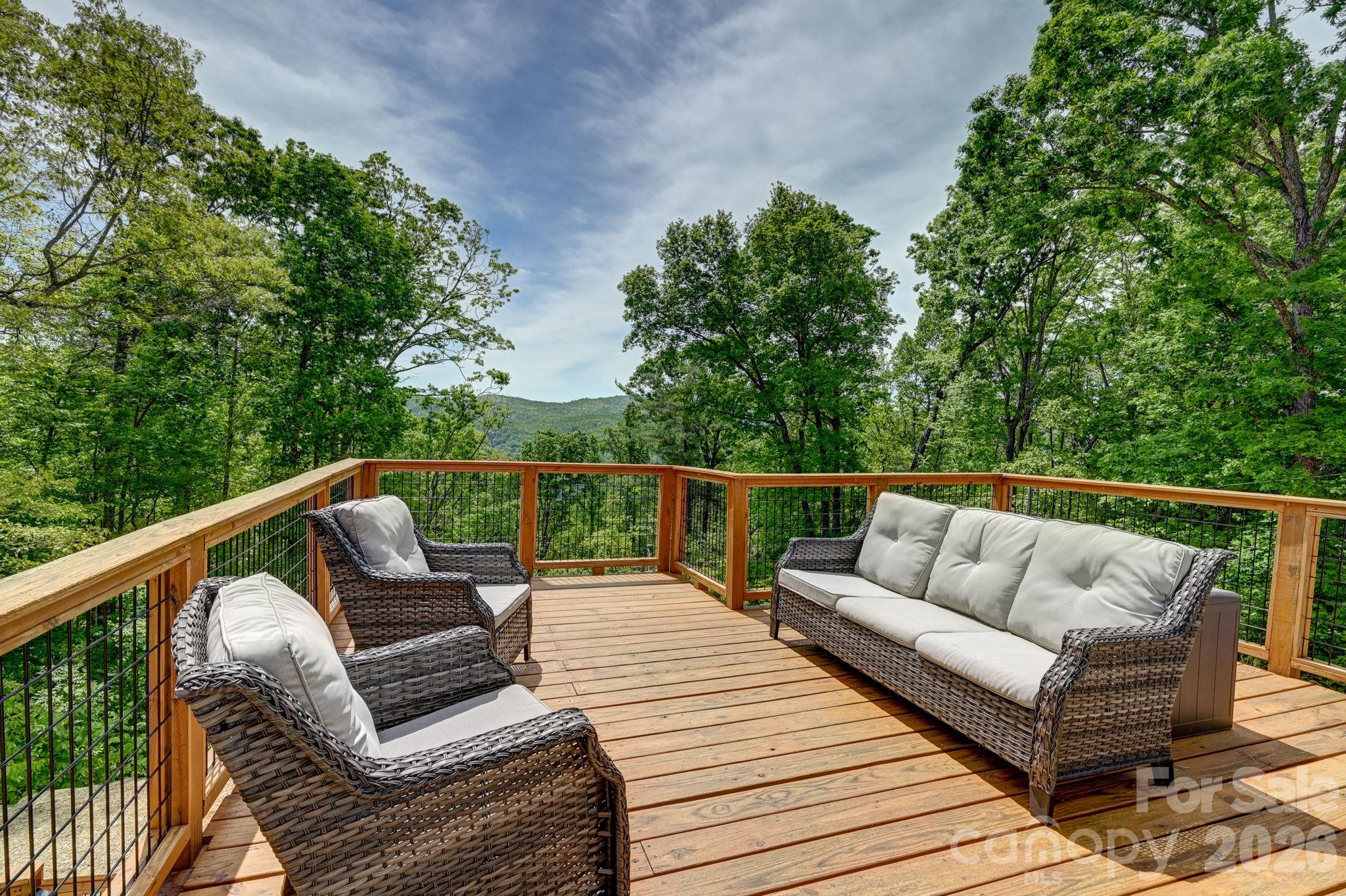 491 High Top Drive Property Photo 35