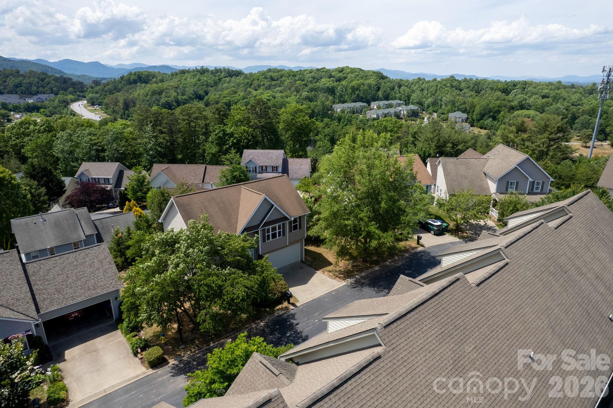 85 Rotunda Circle Property Photo 32
