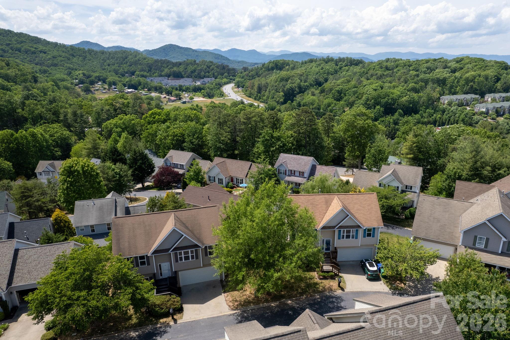 85 Rotunda Circle Property Photo 34