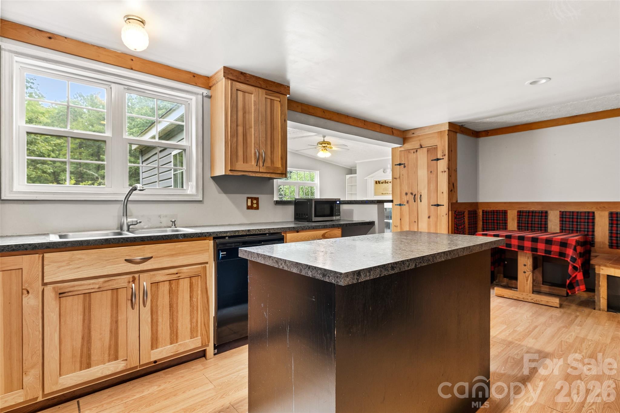 135 Benton Road Property Photo 3