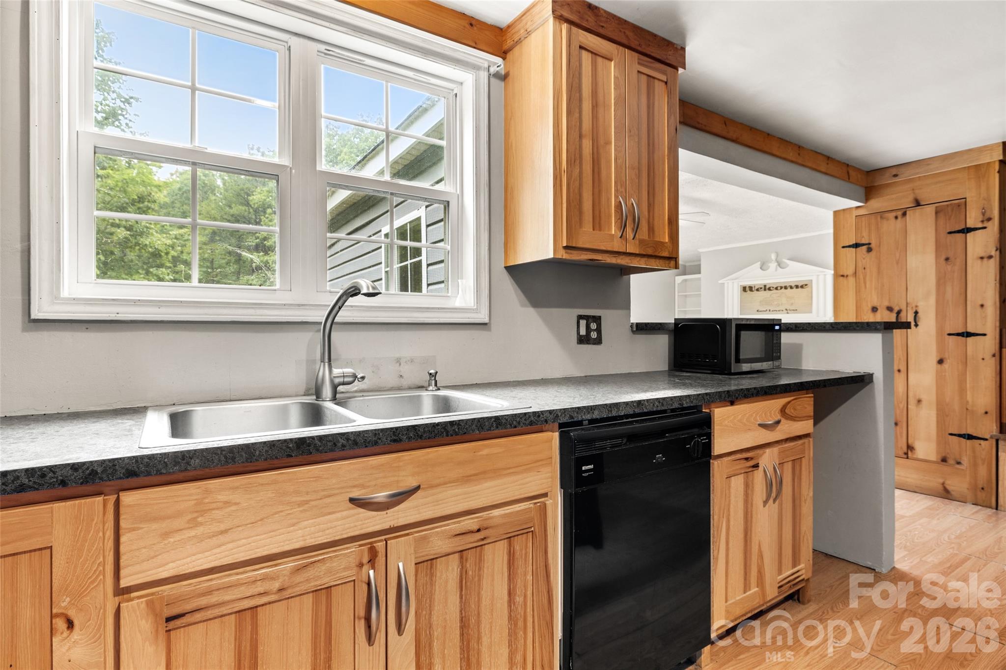 135 Benton Road Property Photo 4
