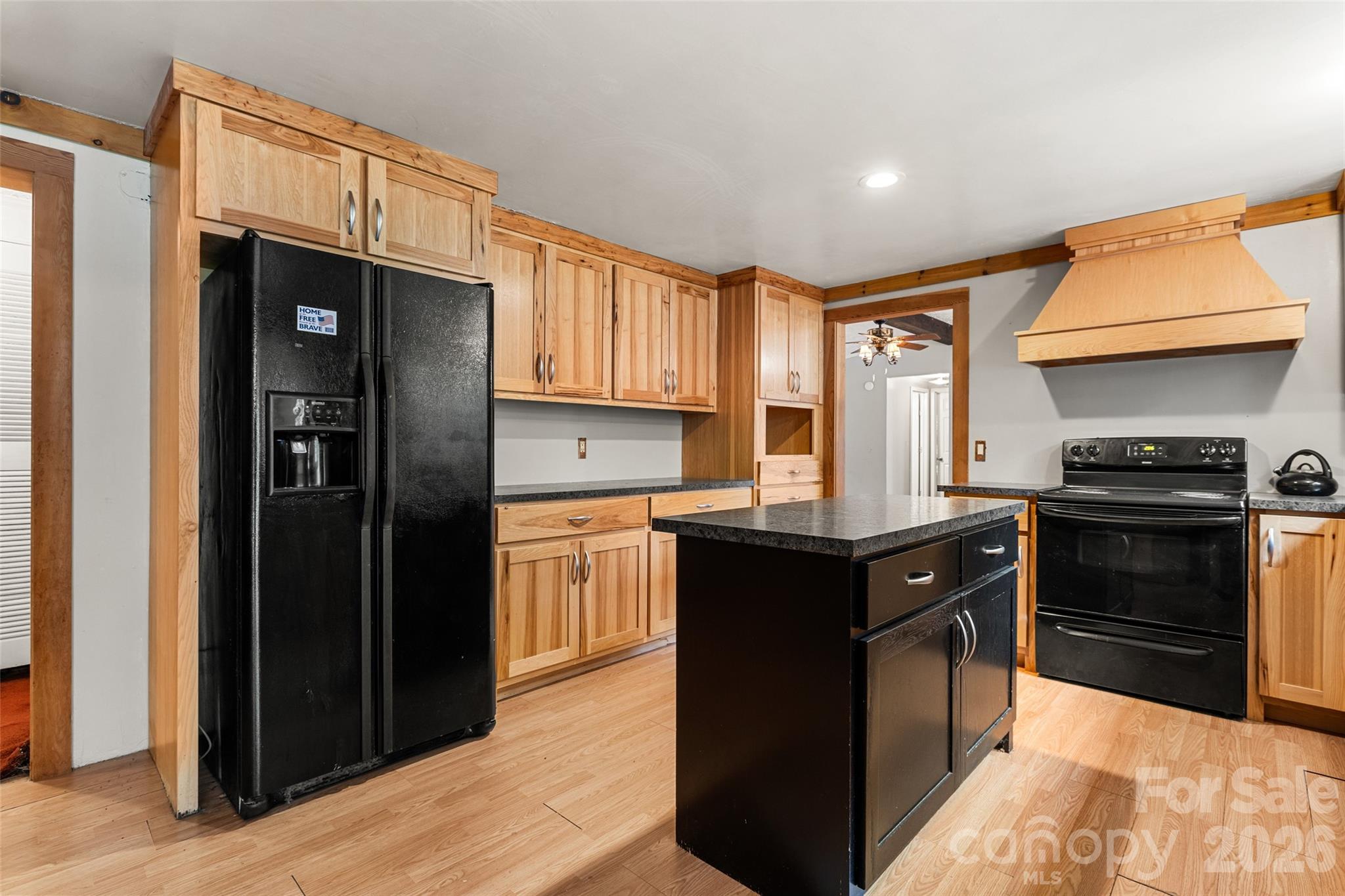 135 Benton Road Property Photo 5