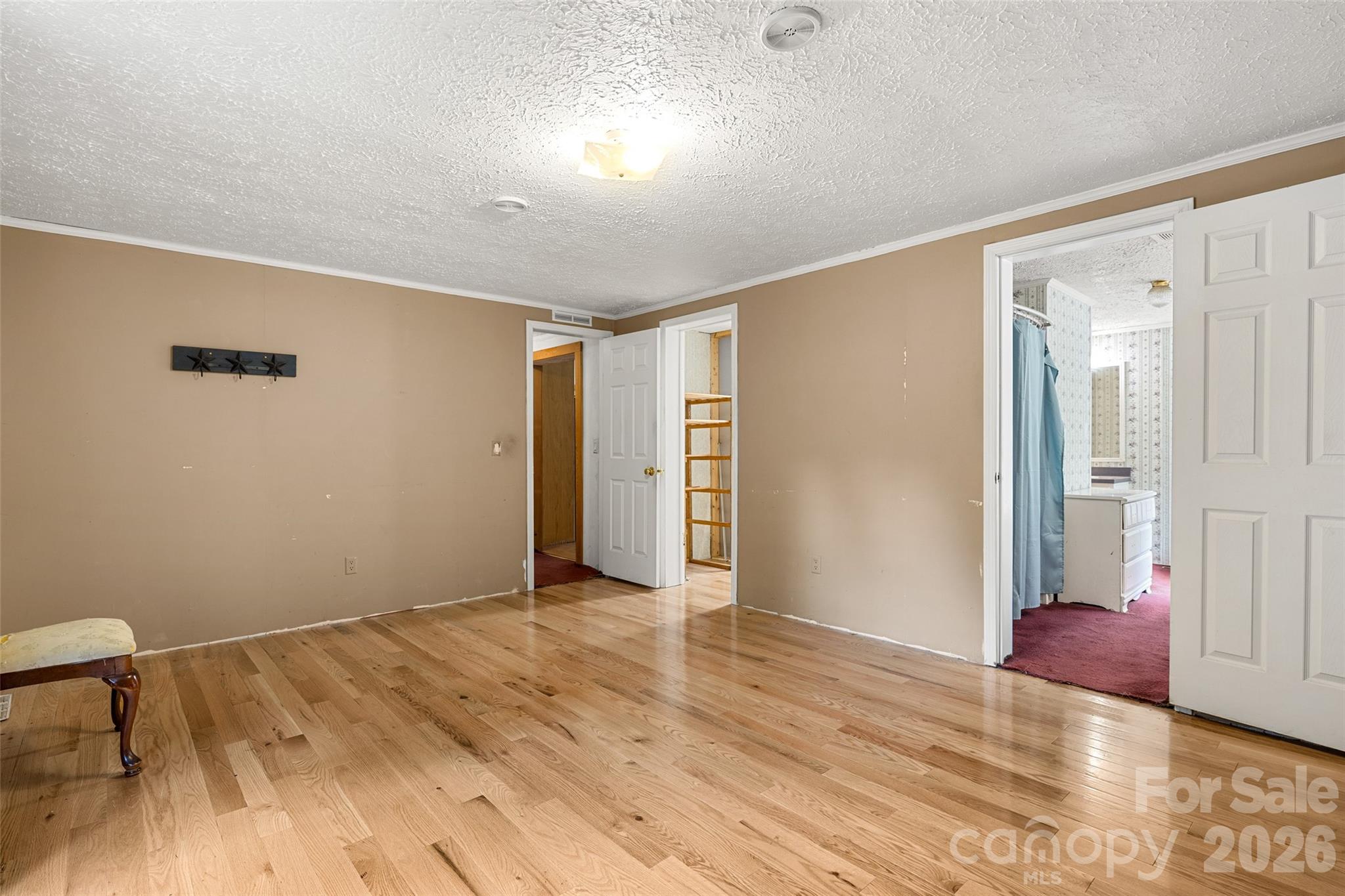 135 Benton Road Property Photo 14