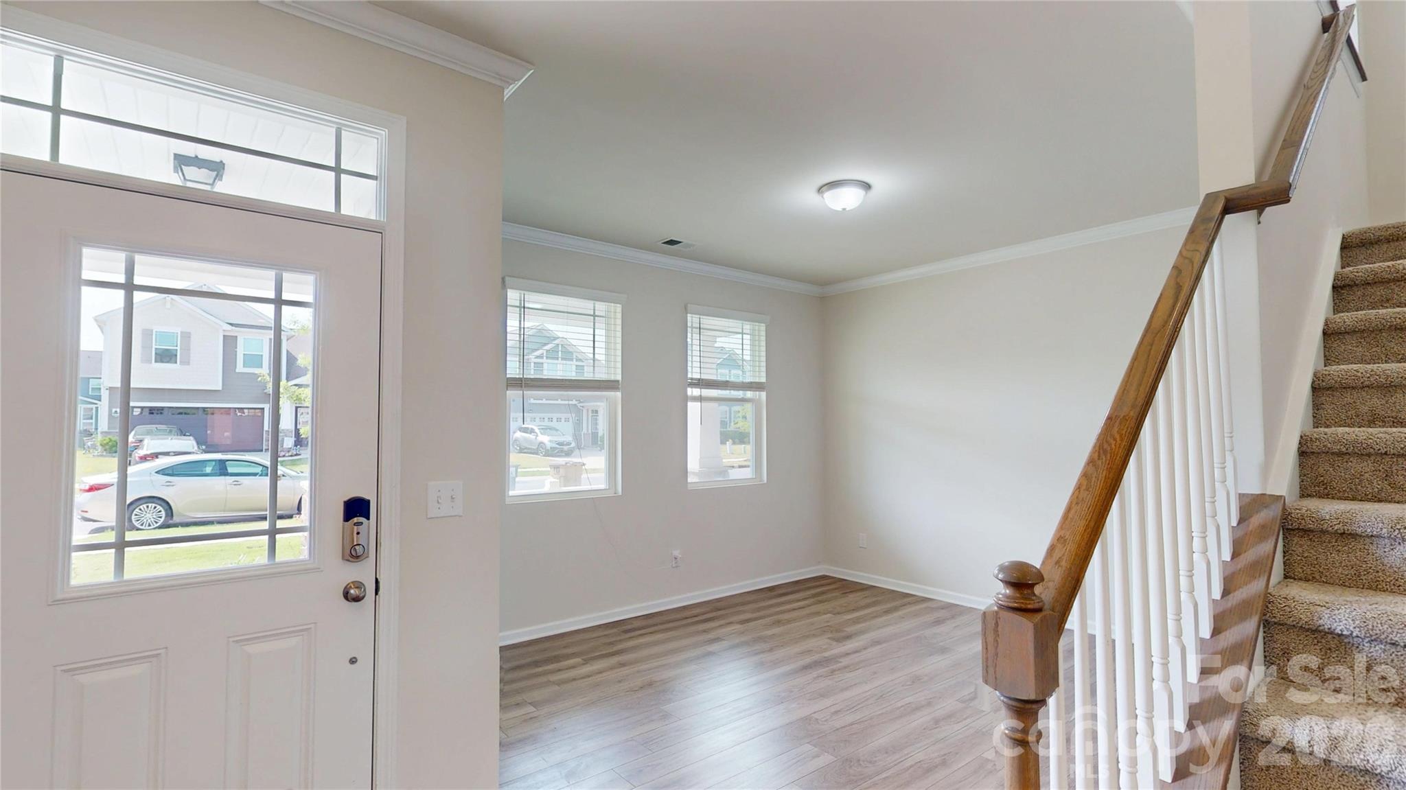 1714 Woodend Drive Property Photo 3