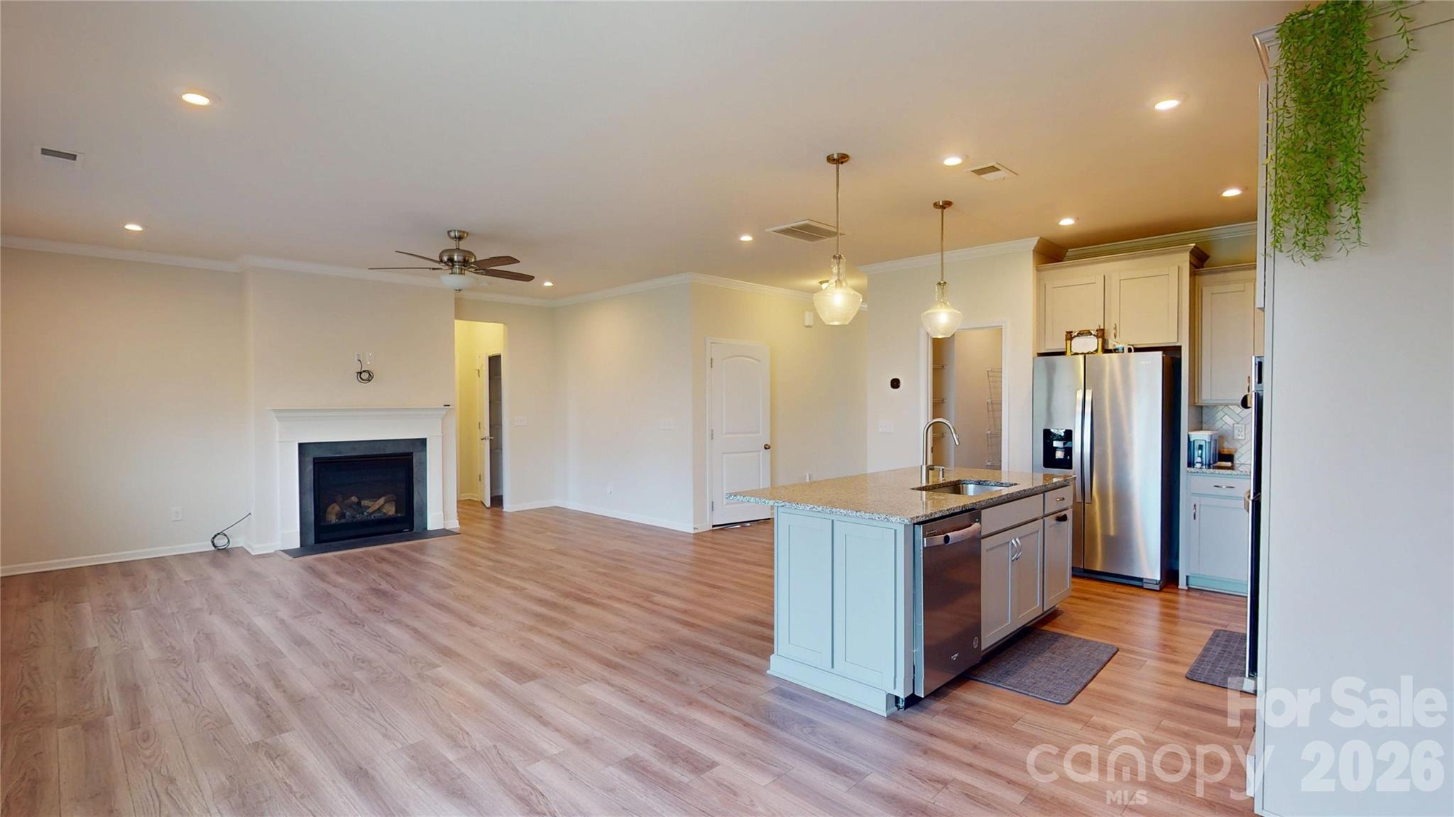 1714 Woodend Drive Property Photo 7