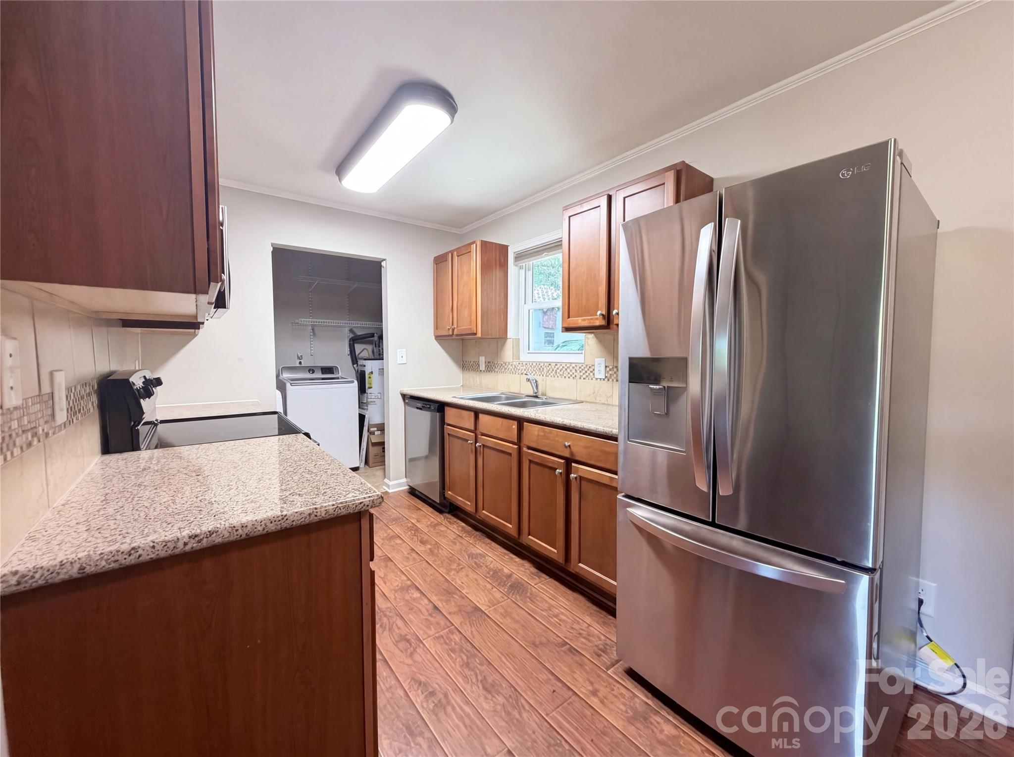 186 Jasmine Circle Property Photo 5