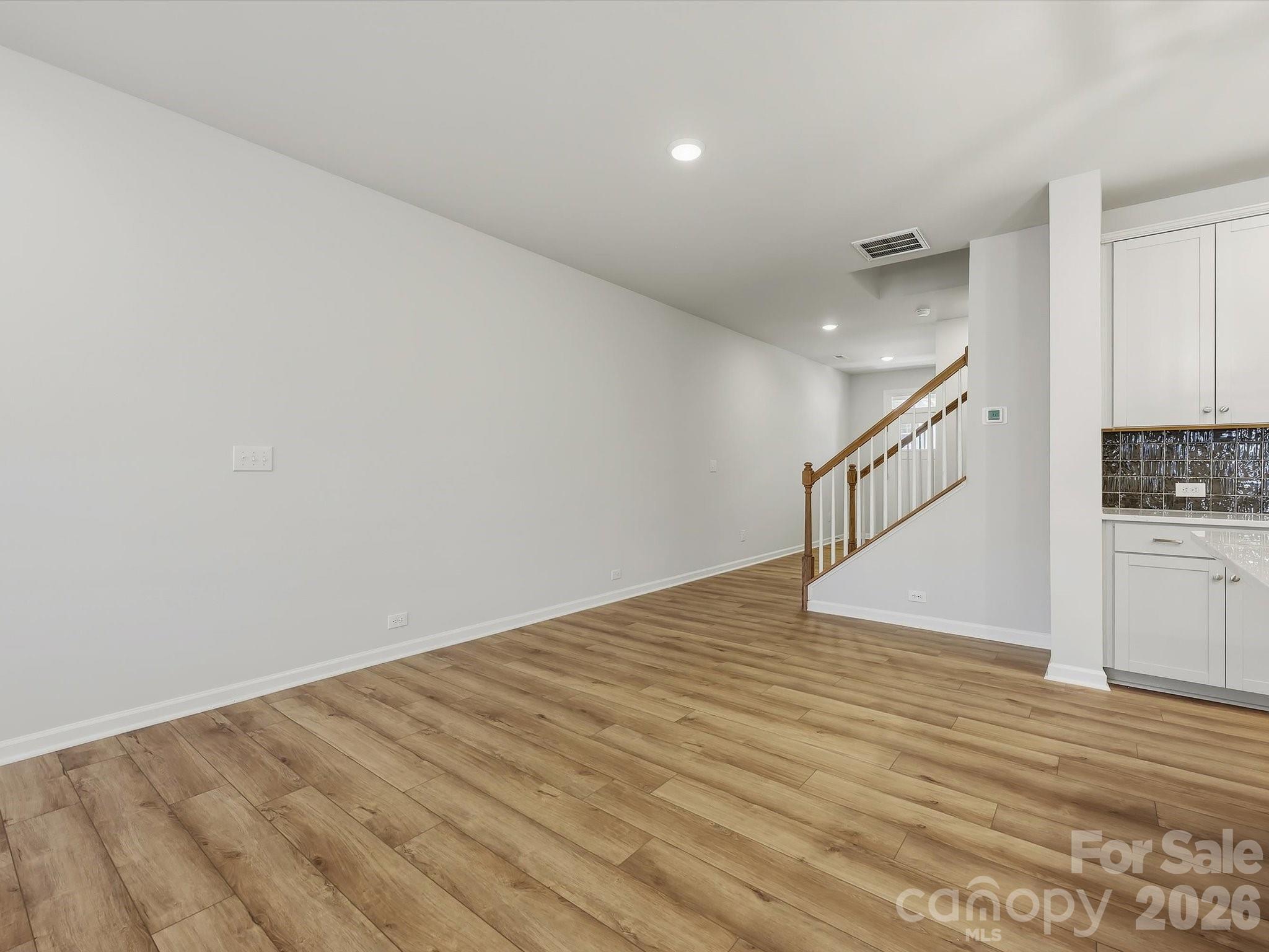 10032 Mamillion Drive Property Photo 7