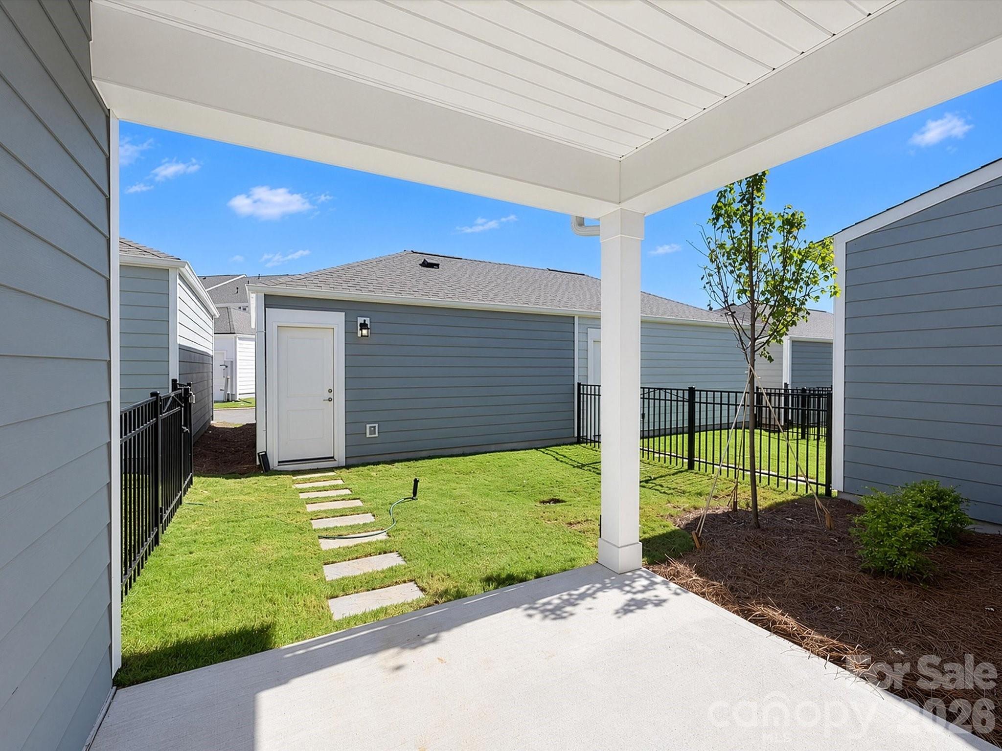 10032 Mamillion Drive Property Photo 11