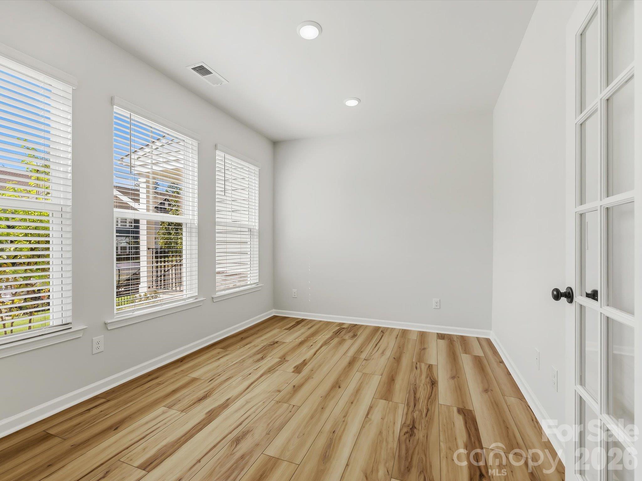 10028 Mamillion Drive Property Photo 4