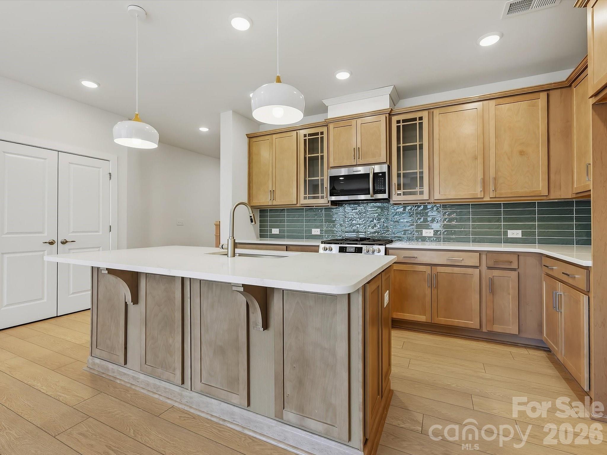 10026 Mamillion Drive Property Photo 6
