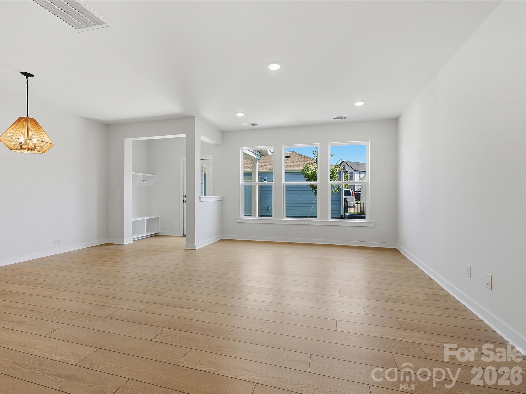 10026 Mamillion Drive Property Photo 9