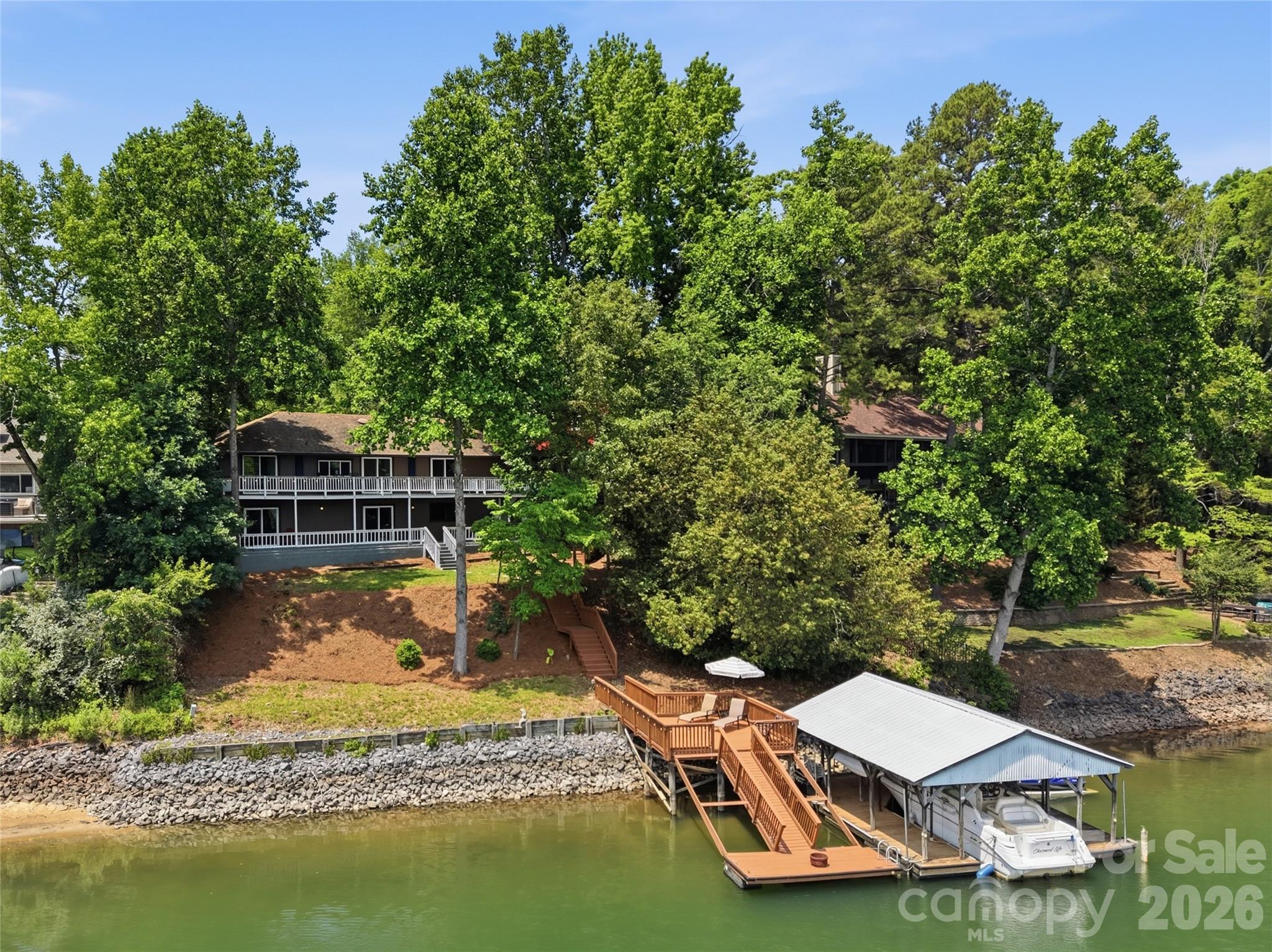 1113 Palmyra Drive Property Photo 2