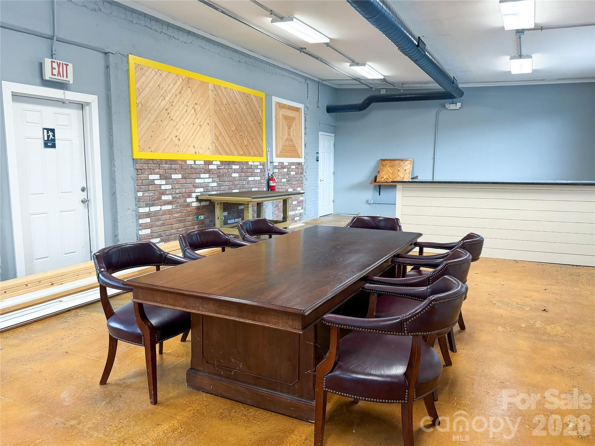 1535 Filbert Highway Property Photo 4