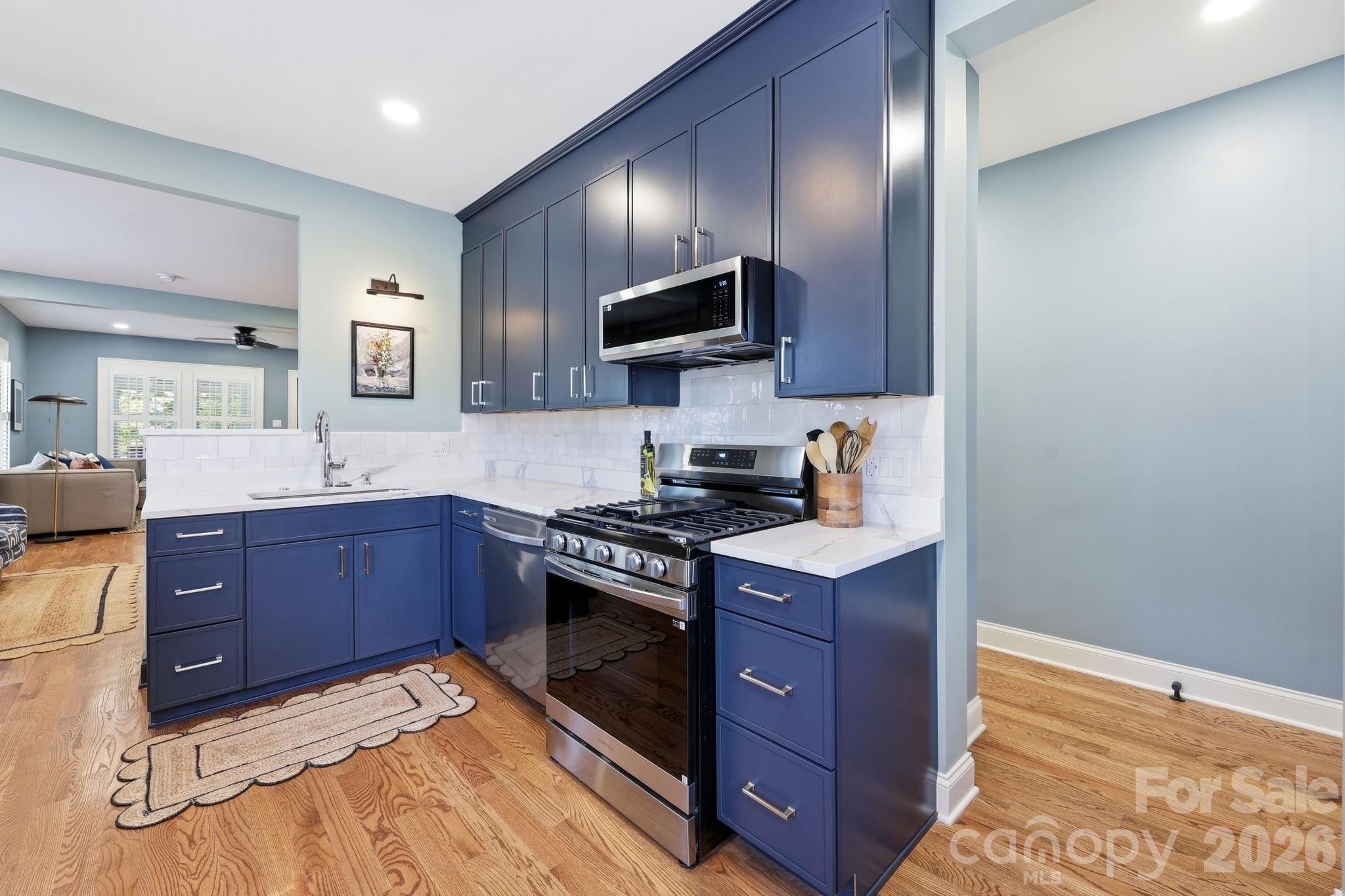 327 Campus Street Property Photo 13