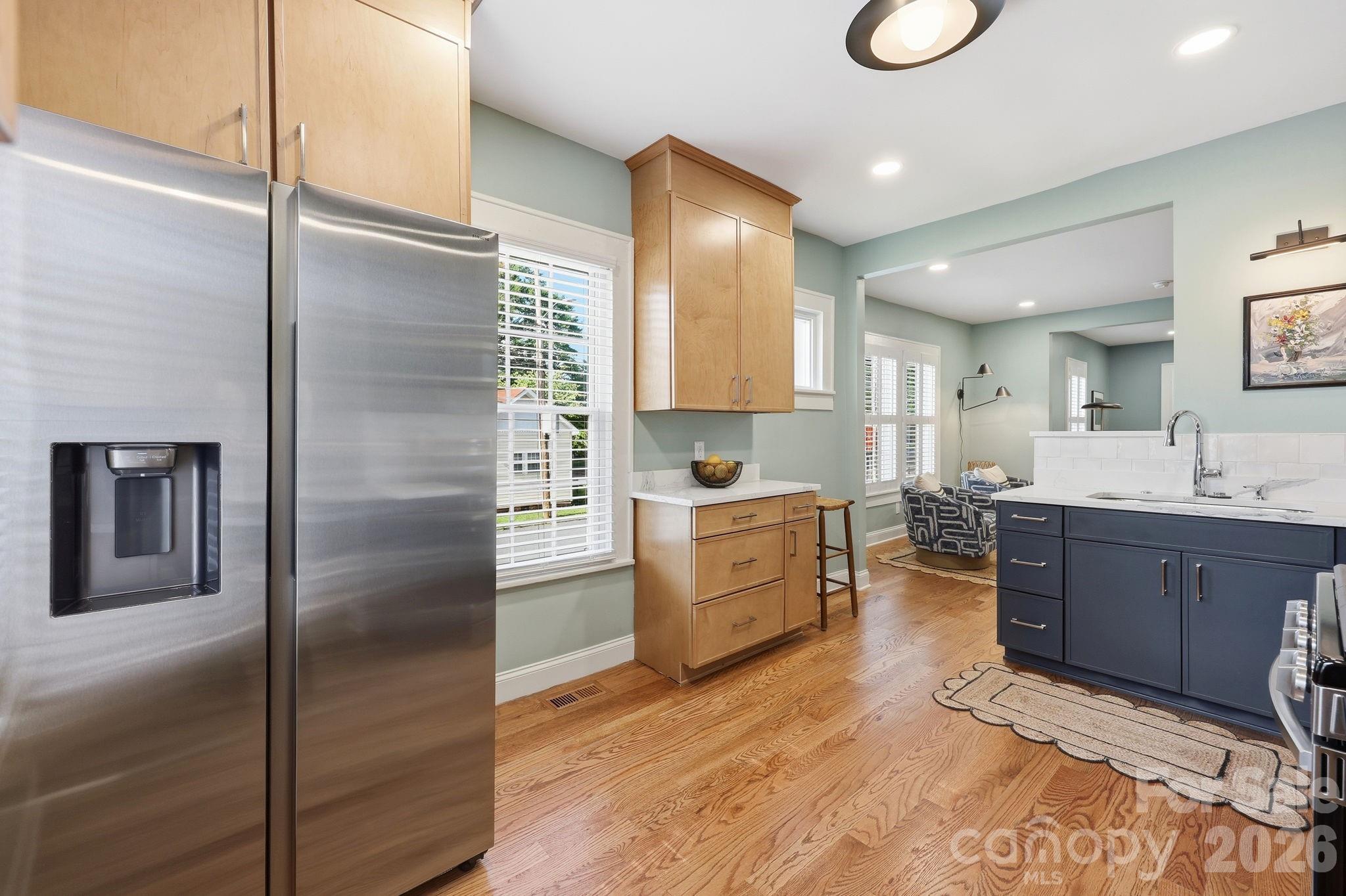 327 Campus Street Property Photo 15