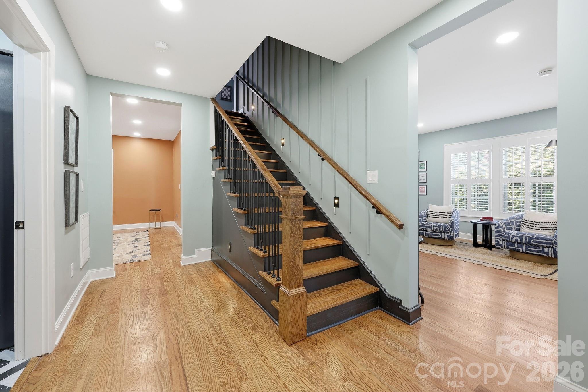 327 Campus Street Property Photo 17