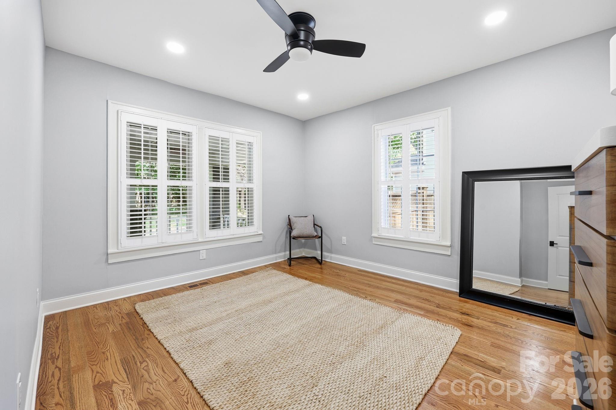 327 Campus Street Property Photo 18