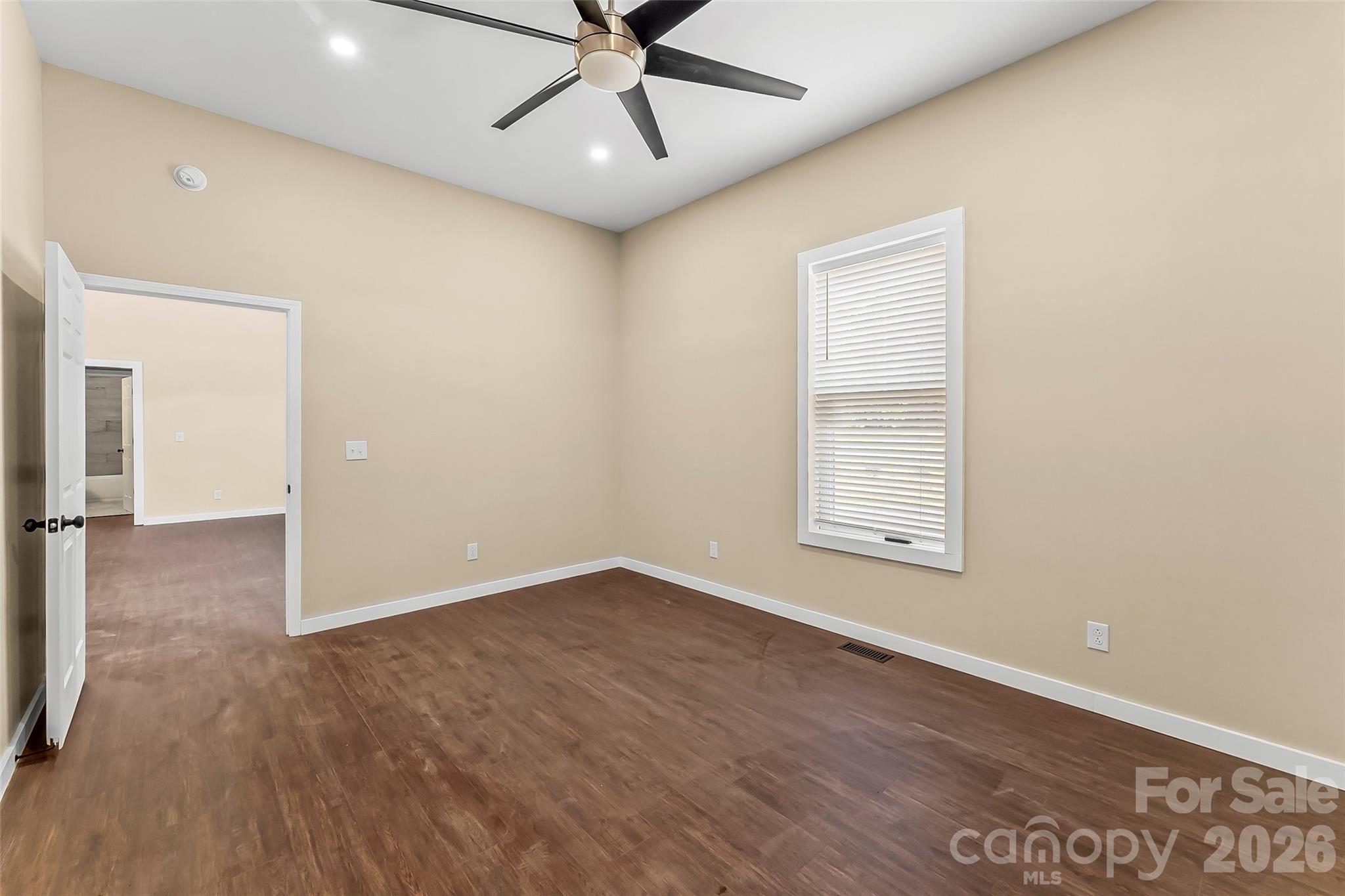 2162 Watson Road Property Photo 9