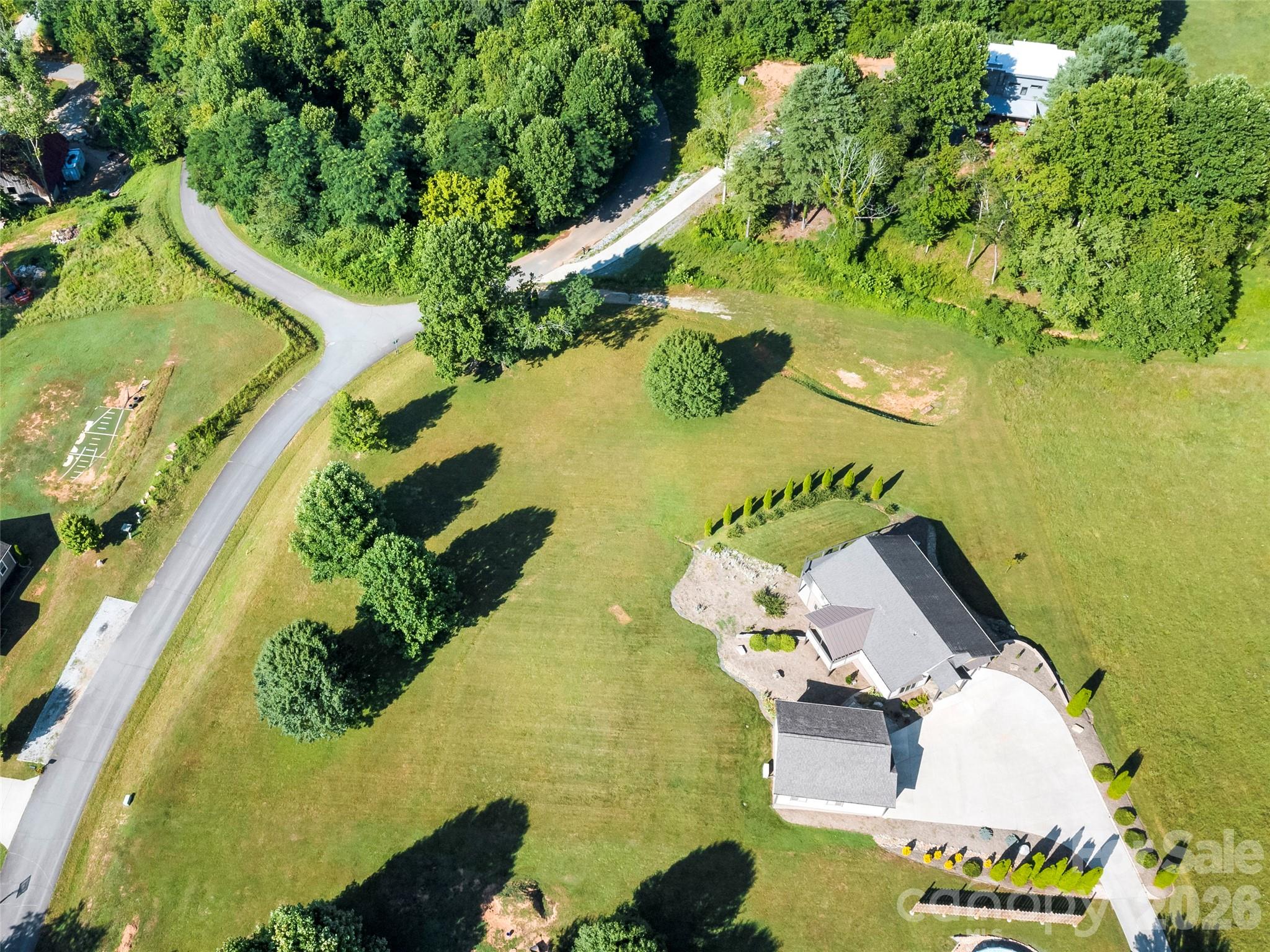 141 Round Top Circle Property Photo 33