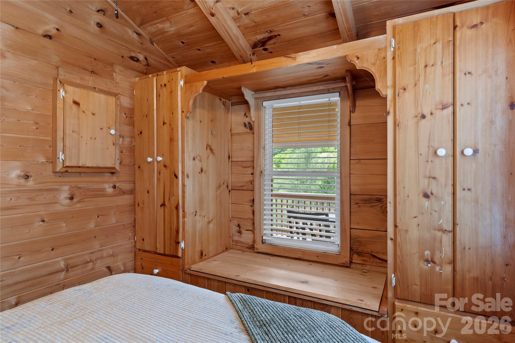 489 Buttons Lane 11 Property Photo 12