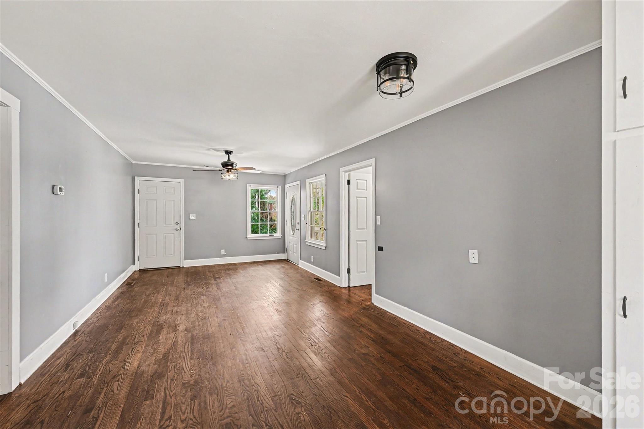 303 N White Street Property Photo 15