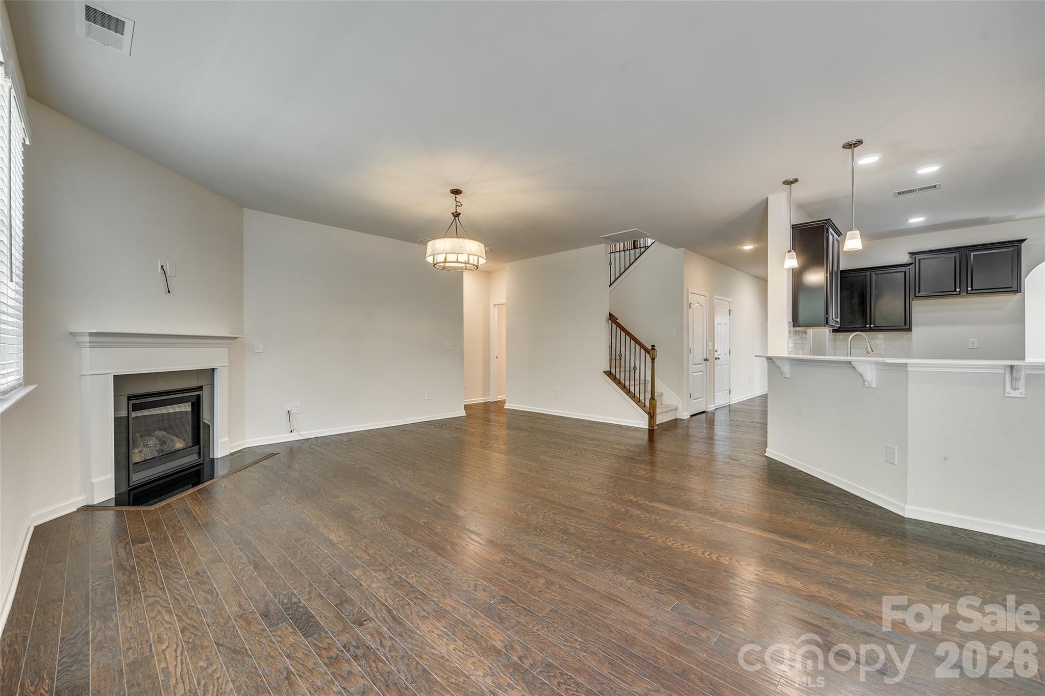 910 Ashton Oak Court Property Photo 15