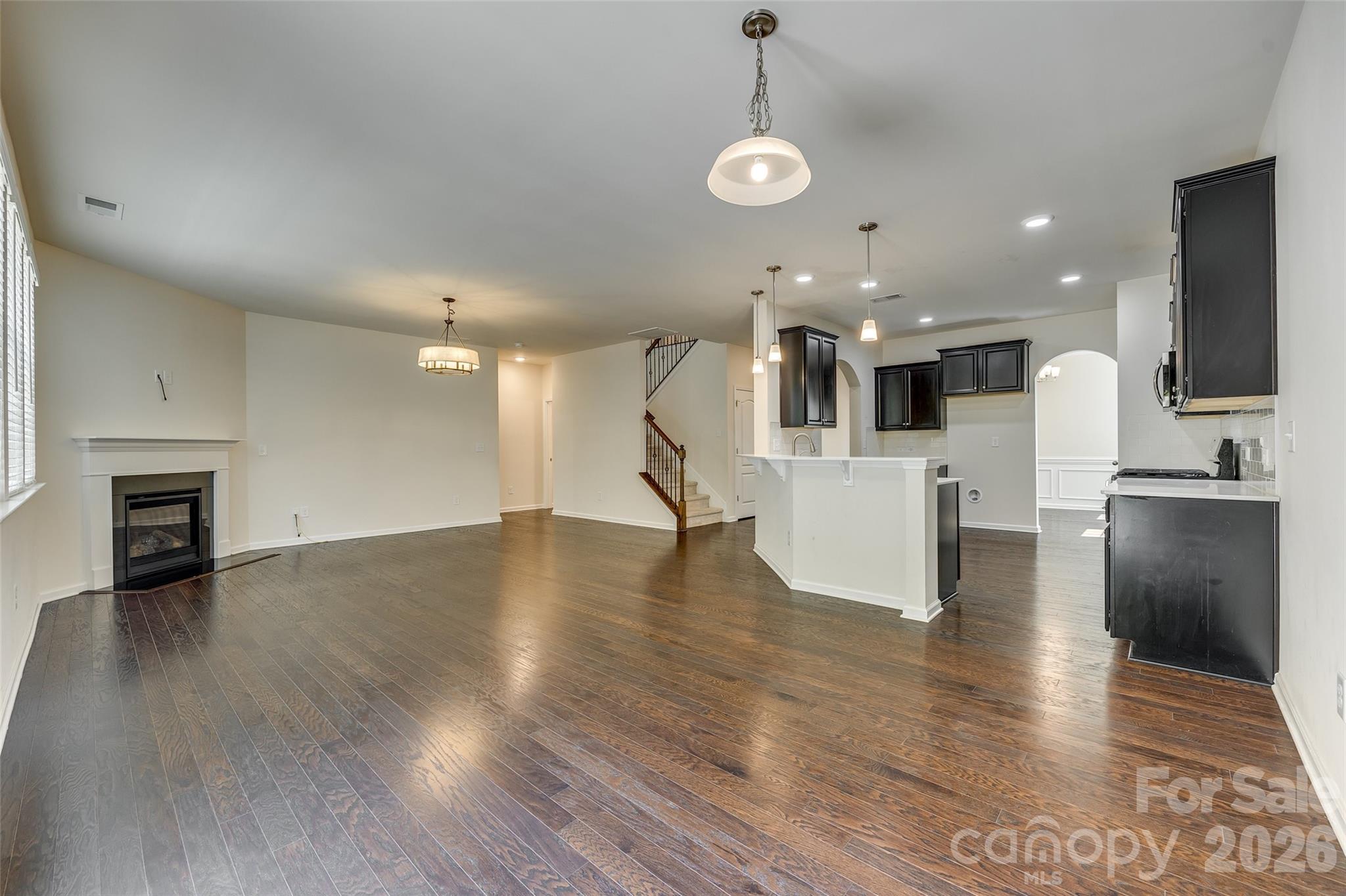910 Ashton Oak Court Property Photo 16