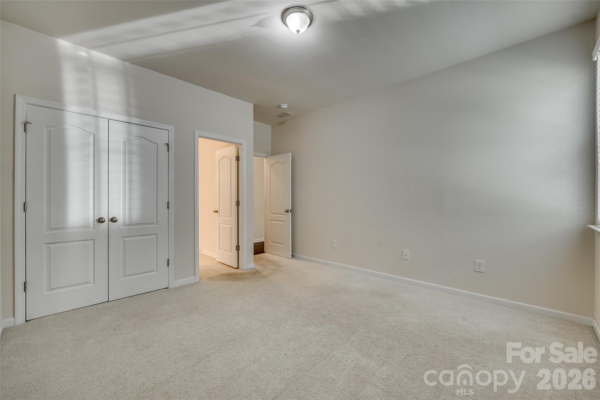 910 Ashton Oak Court Property Photo 21
