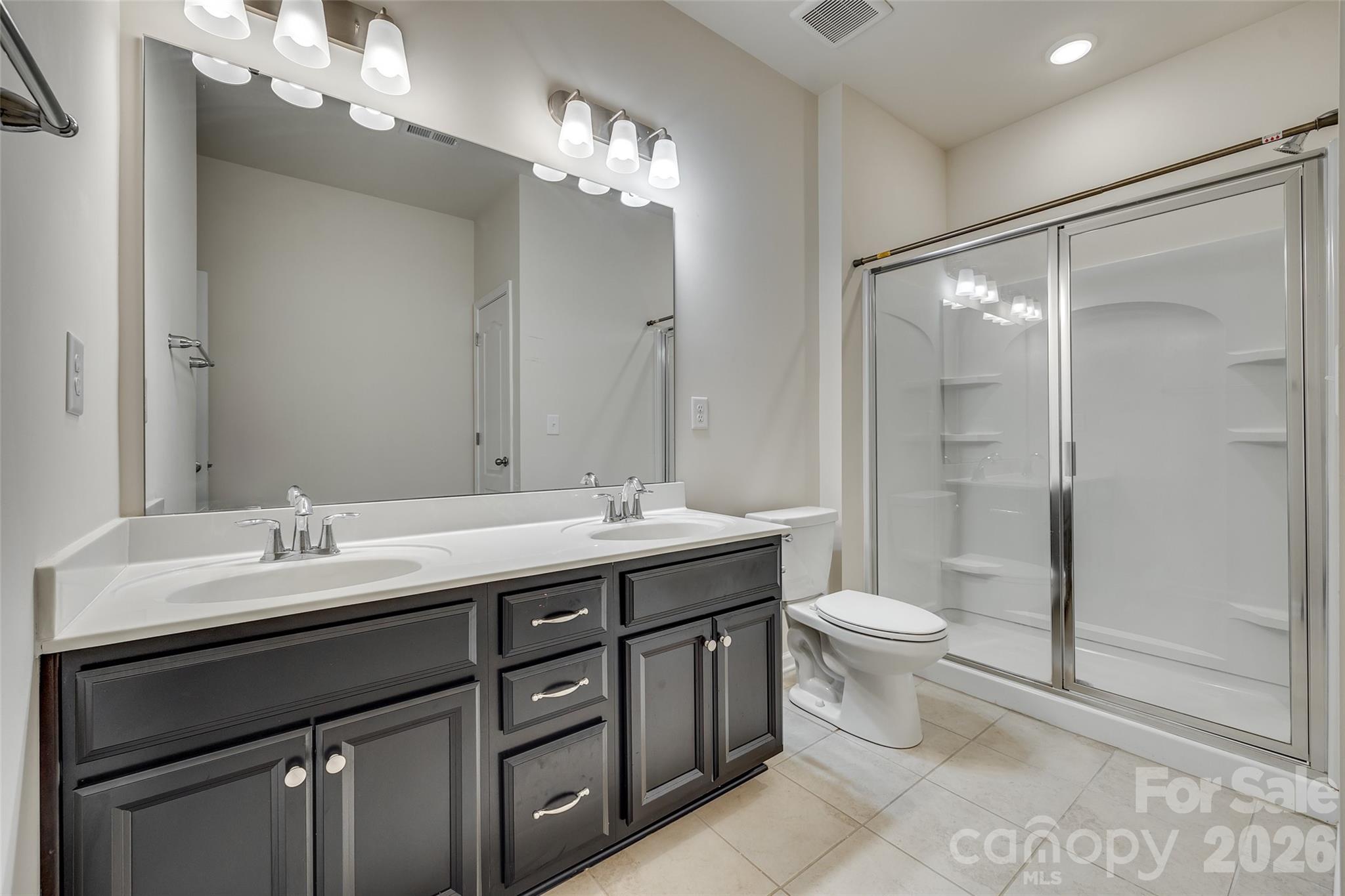 910 Ashton Oak Court Property Photo 22