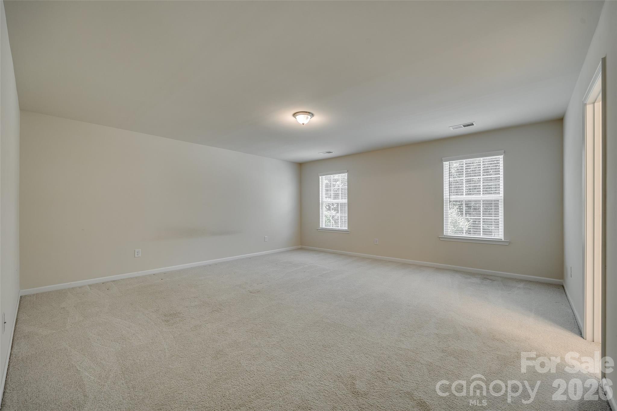 910 Ashton Oak Court Property Photo 27