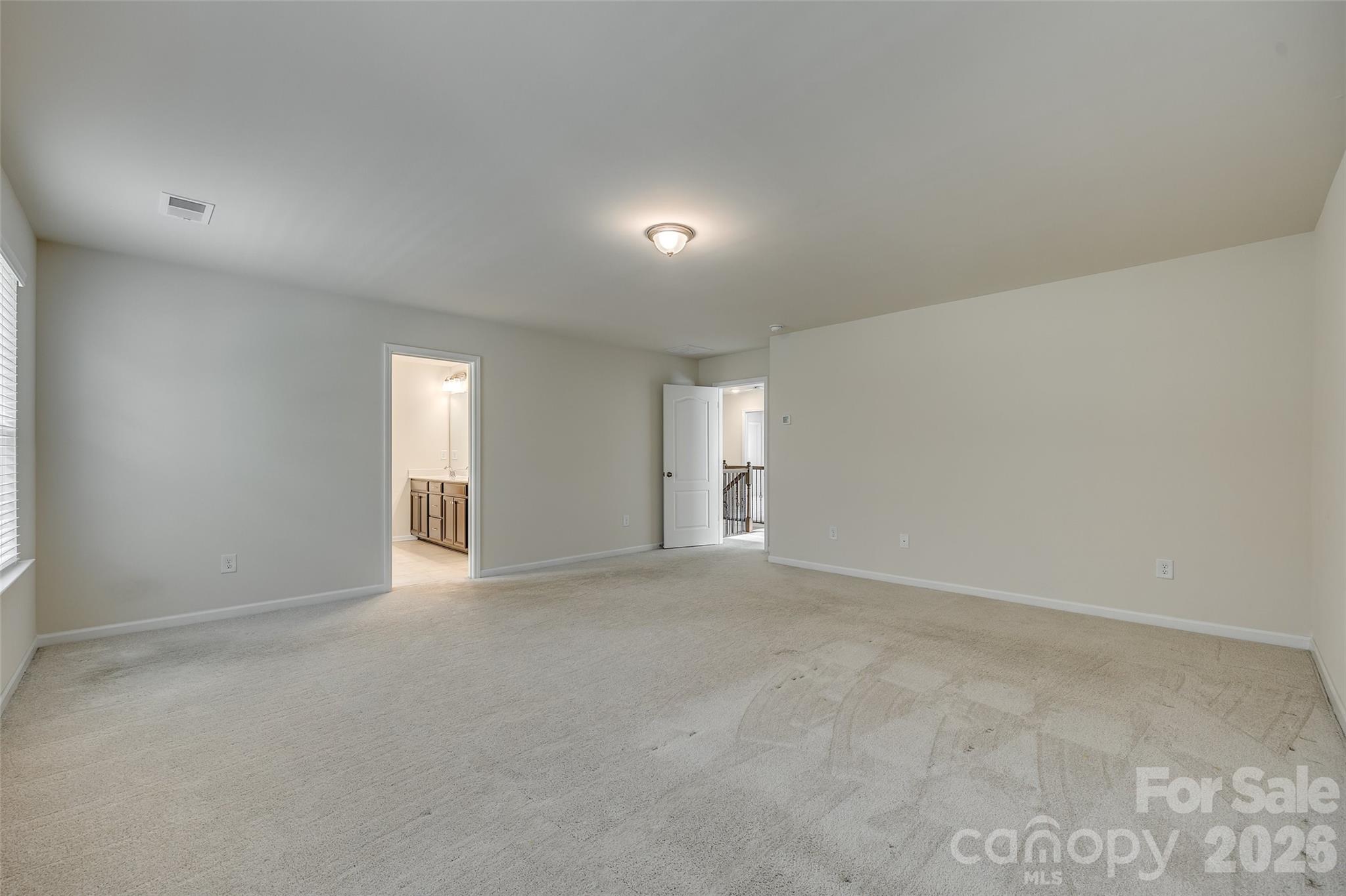 910 Ashton Oak Court Property Photo 29