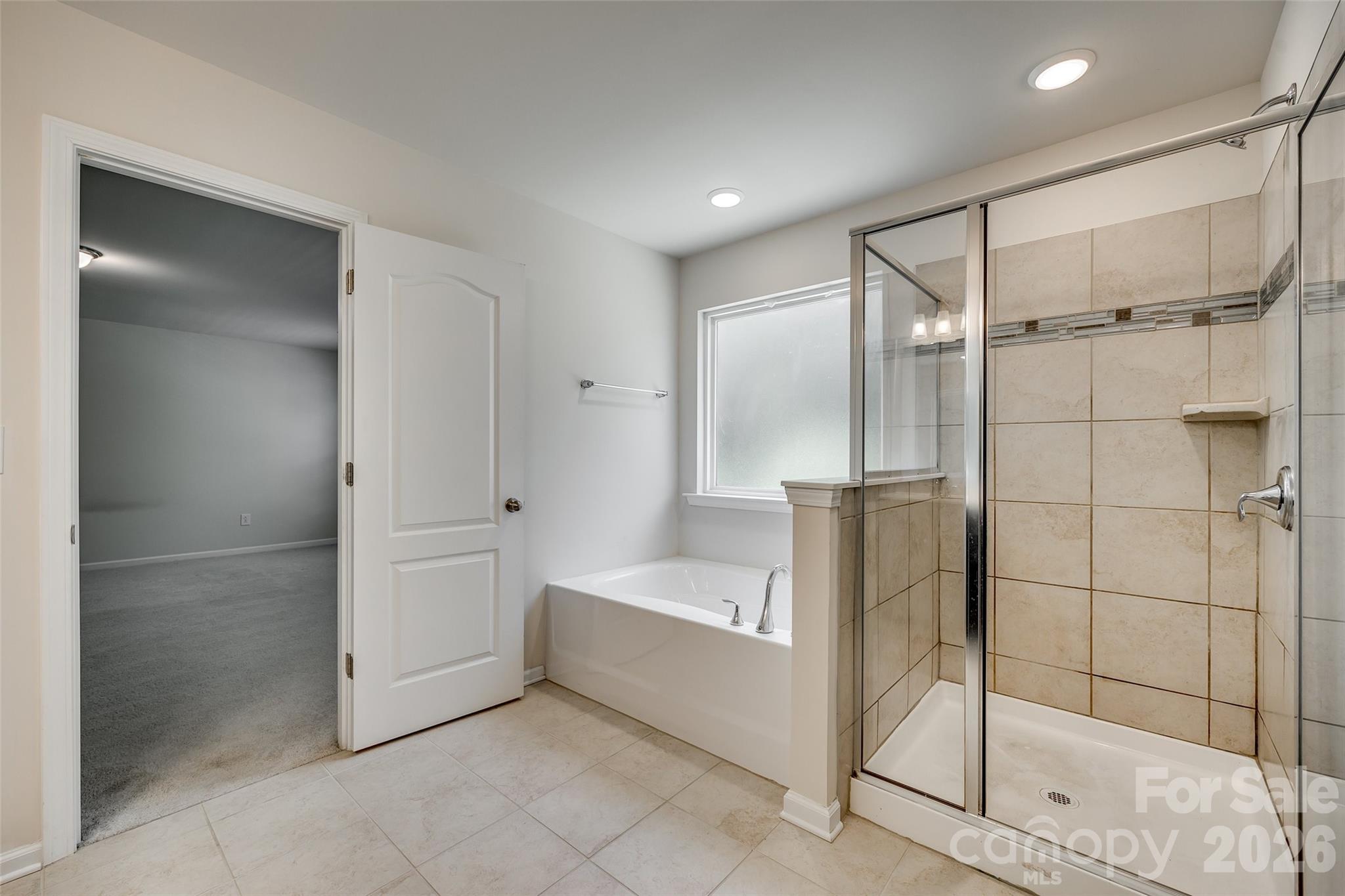 910 Ashton Oak Court Property Photo 31