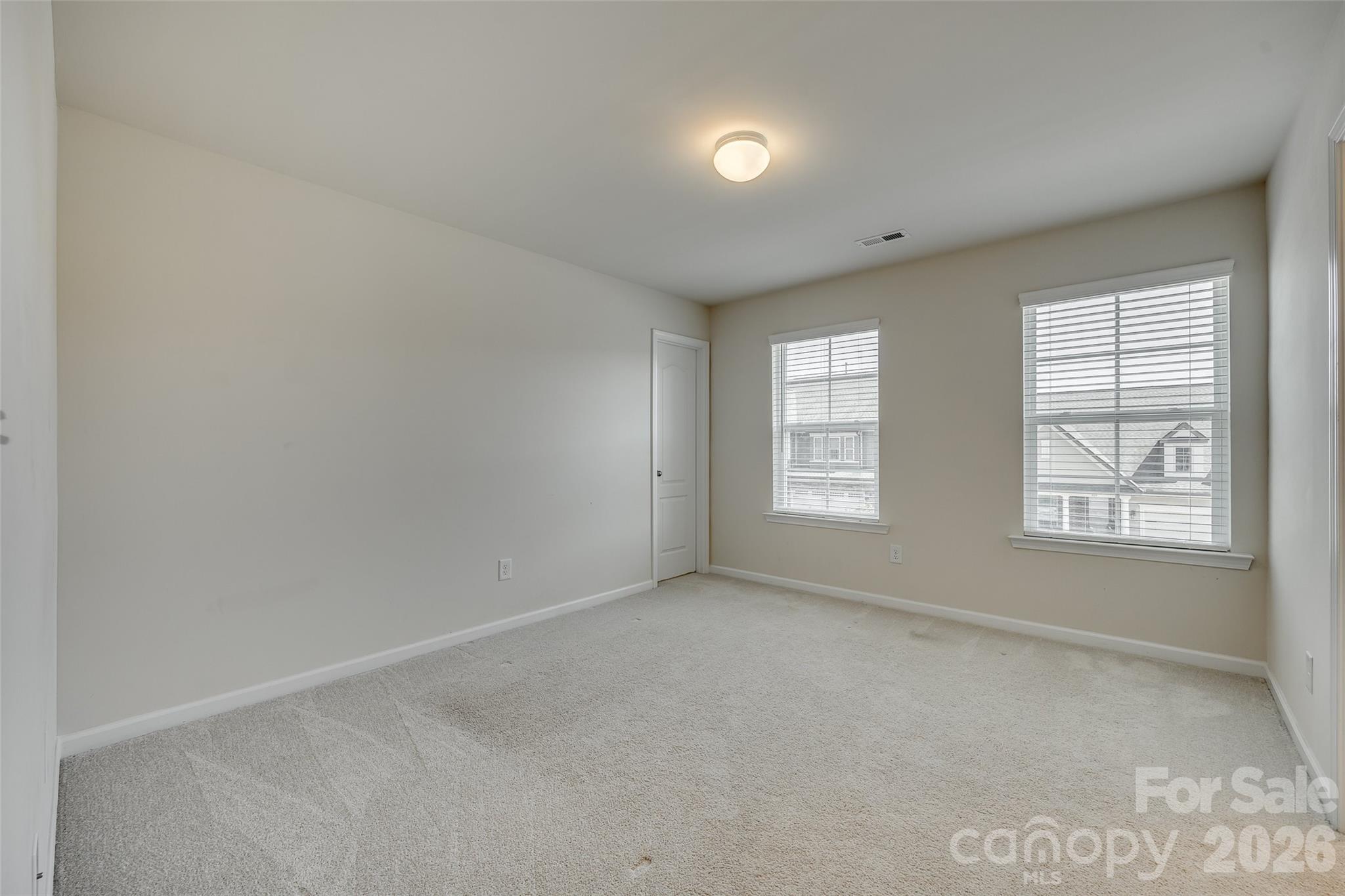 910 Ashton Oak Court Property Photo 38