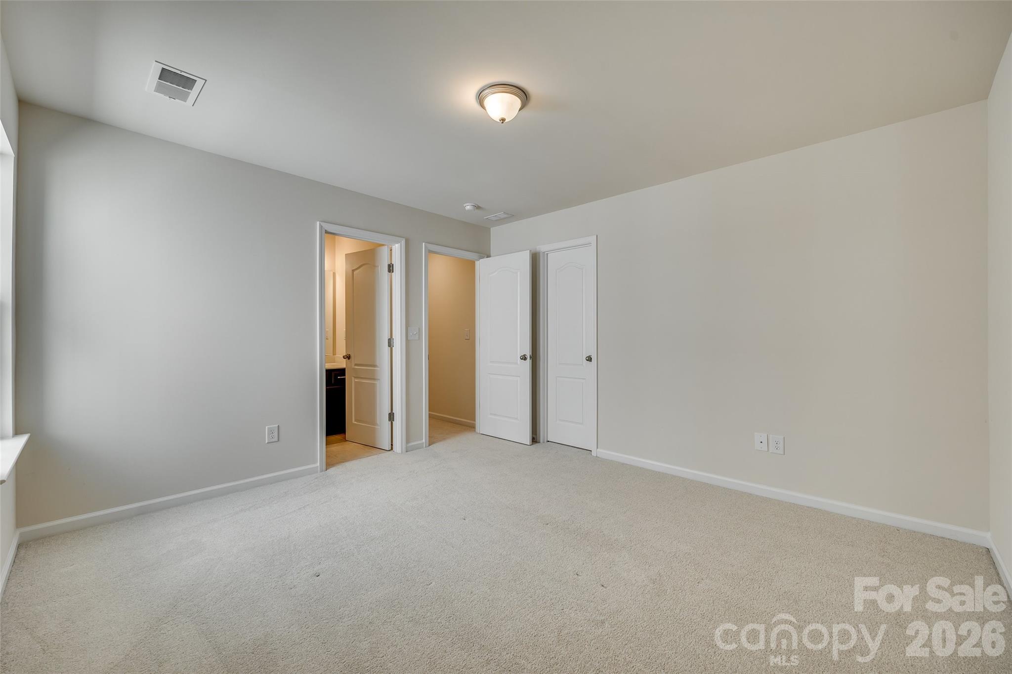 910 Ashton Oak Court Property Photo 41