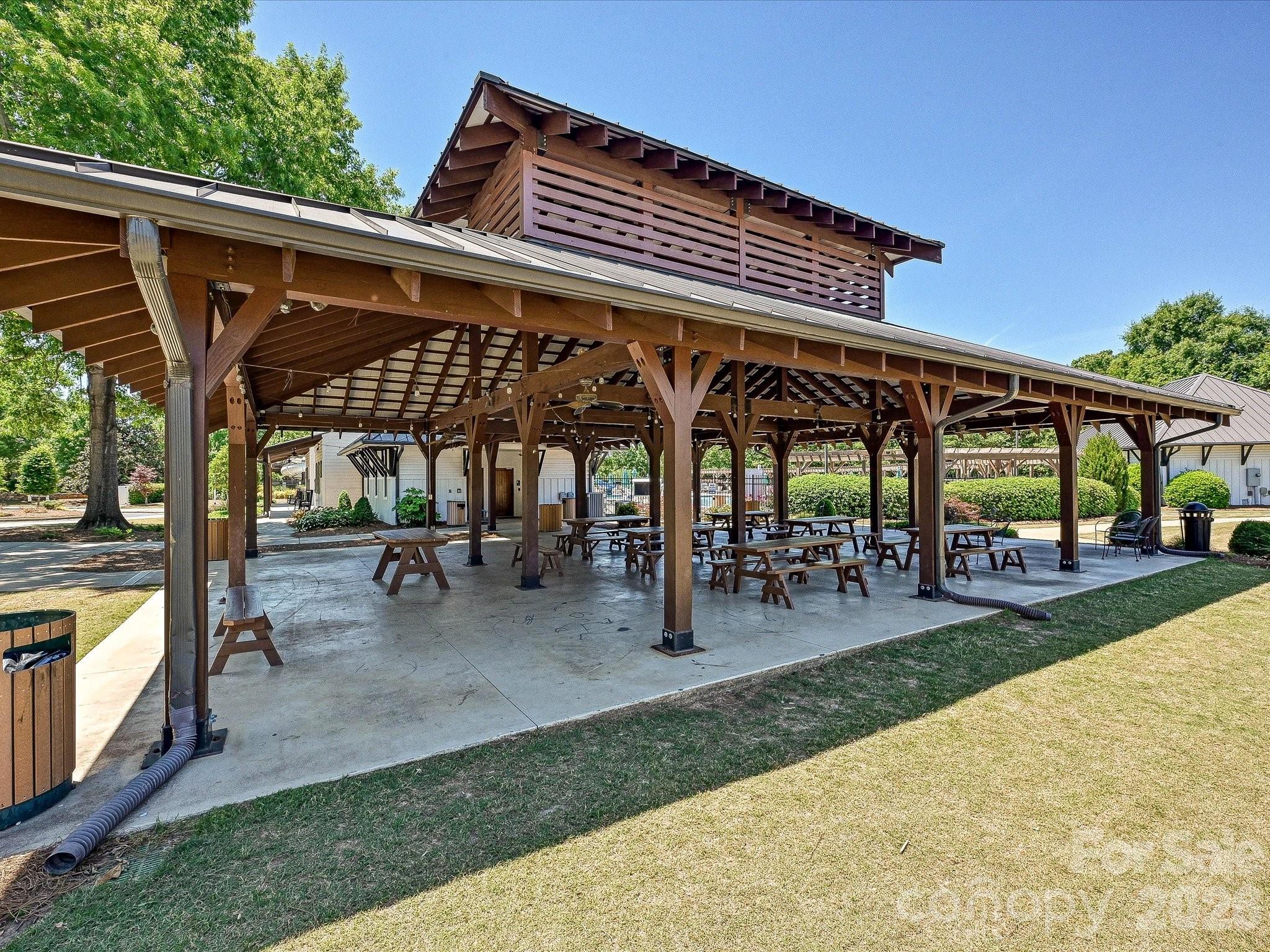 1044 Wessington Manor Lane Property Photo 43