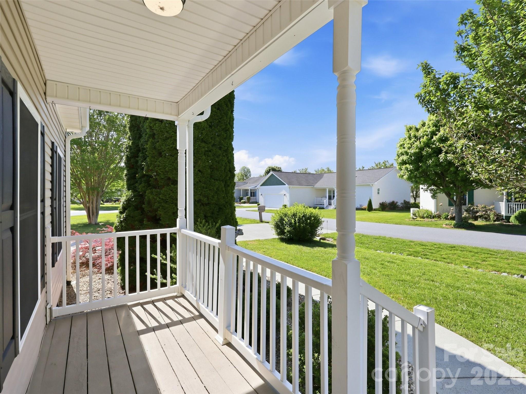 209 Beechnut Drive Property Photo 3