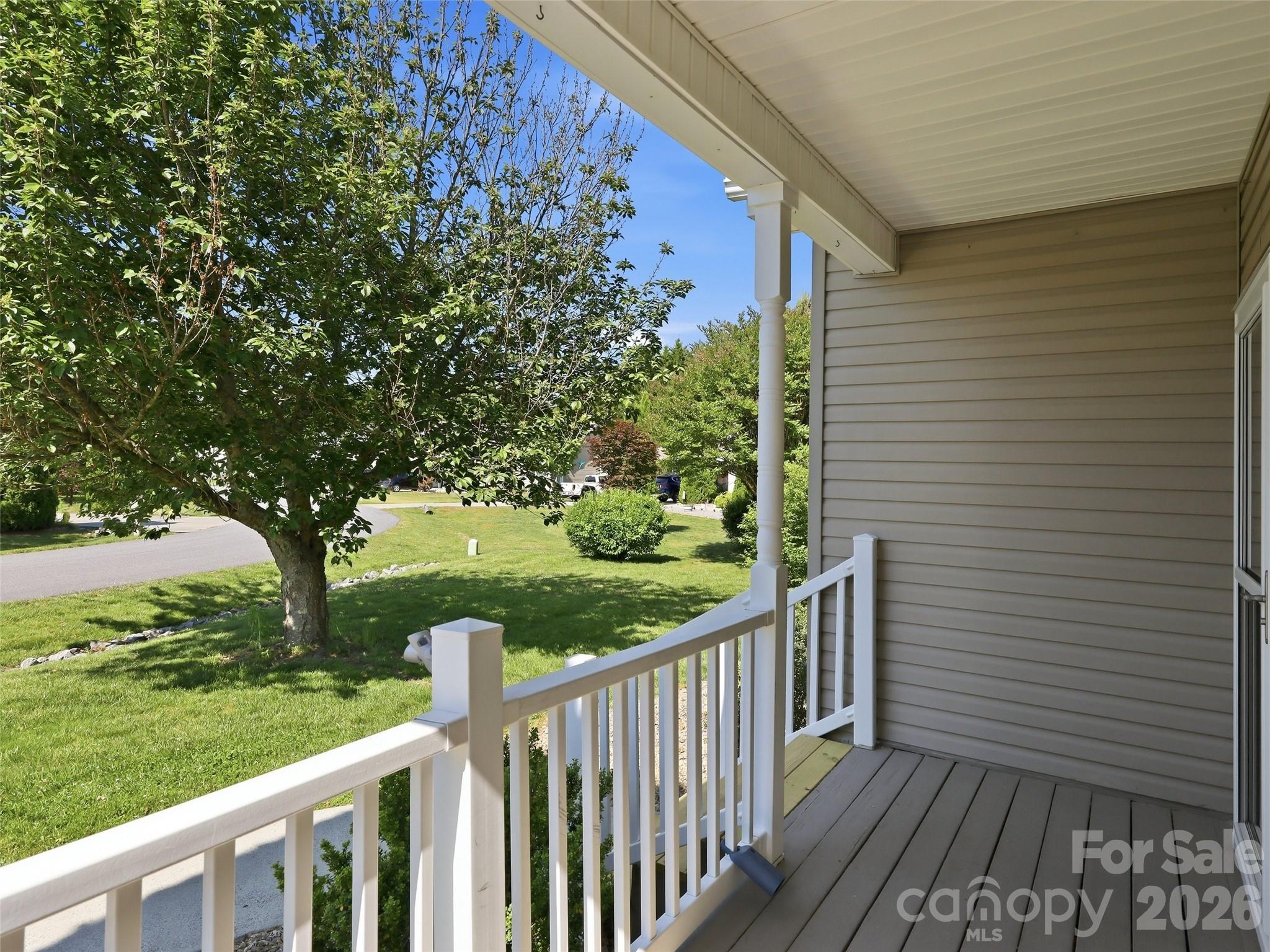 209 Beechnut Drive Property Photo 4