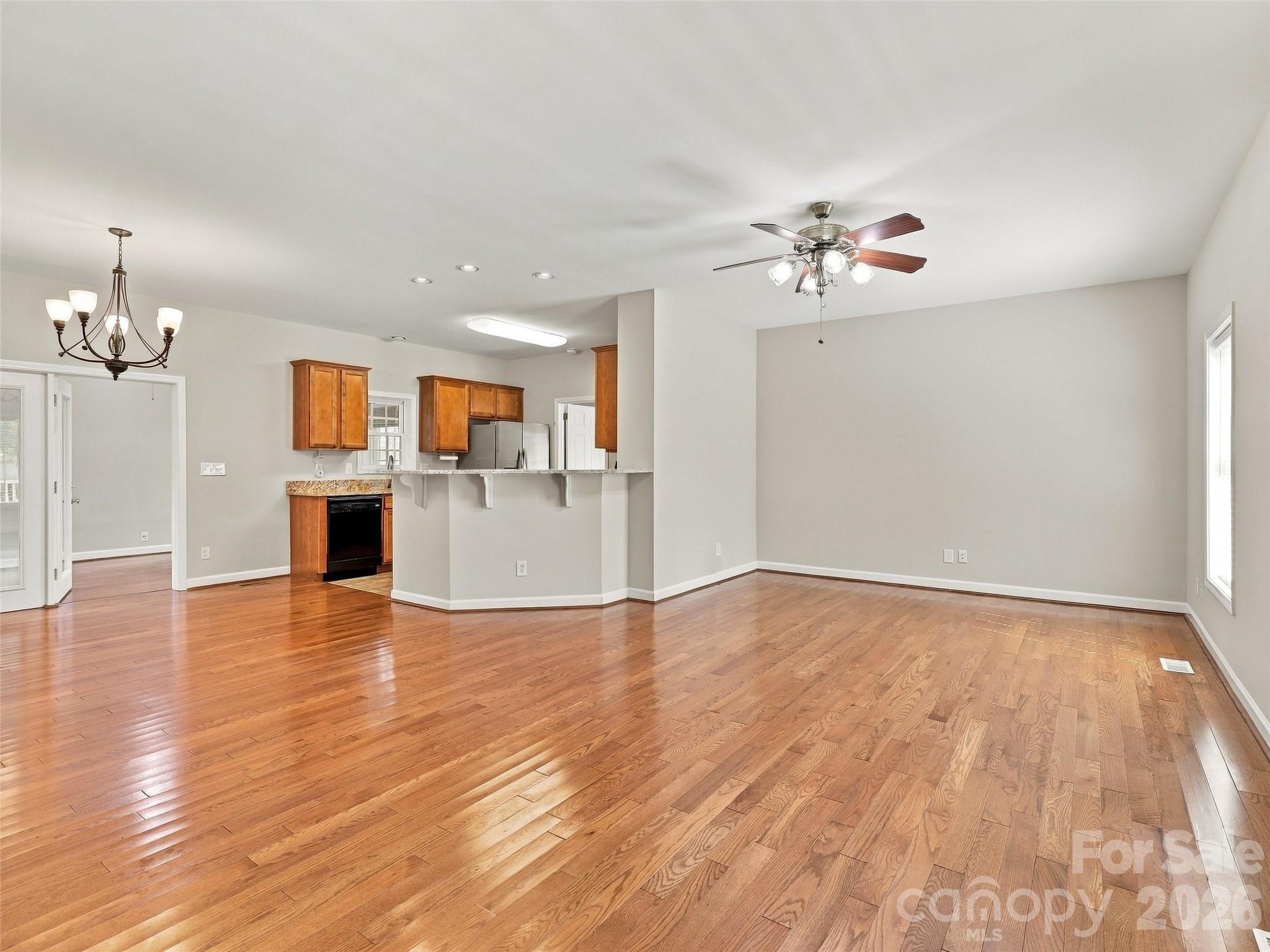 209 Beechnut Drive Property Photo 8