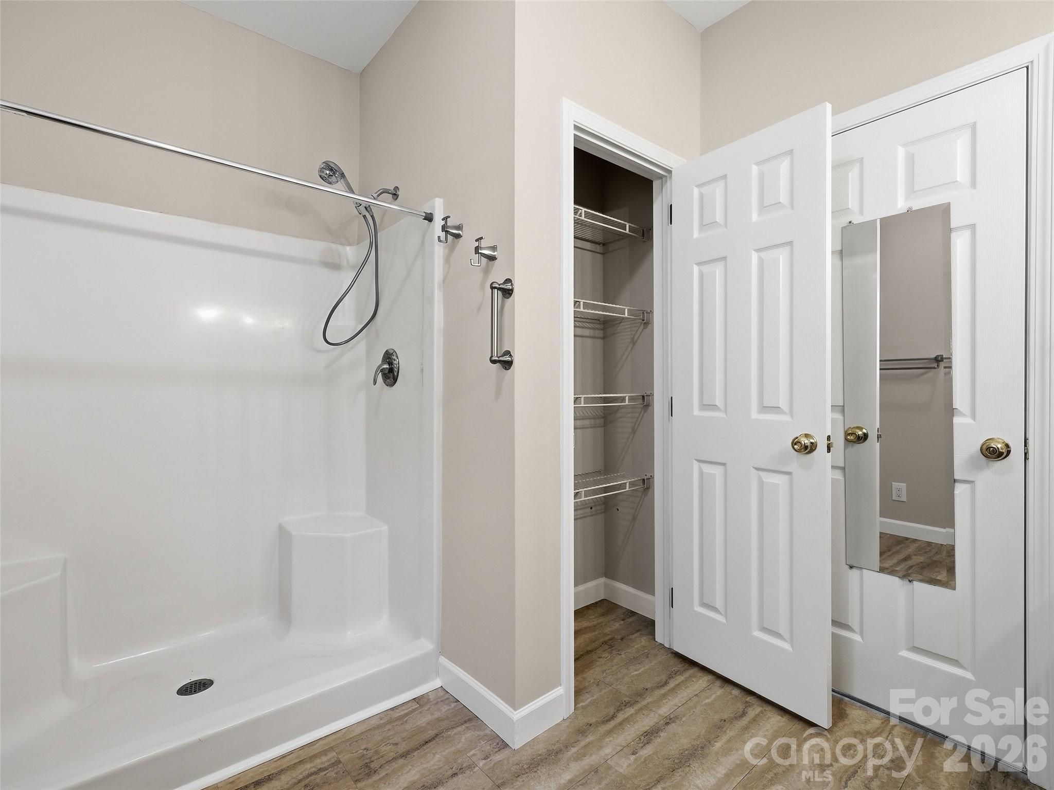 209 Beechnut Drive Property Photo 32