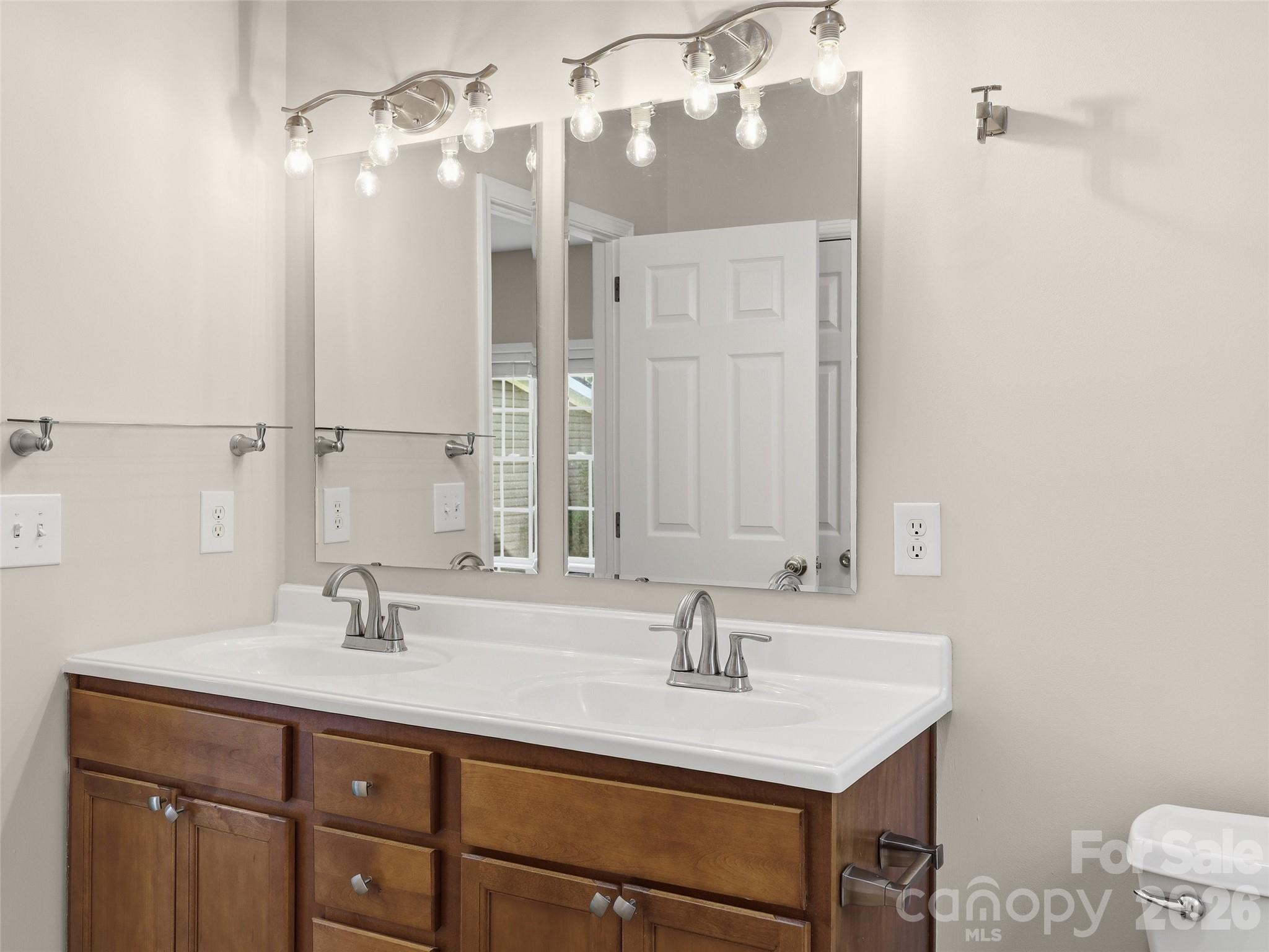 209 Beechnut Drive Property Photo 33