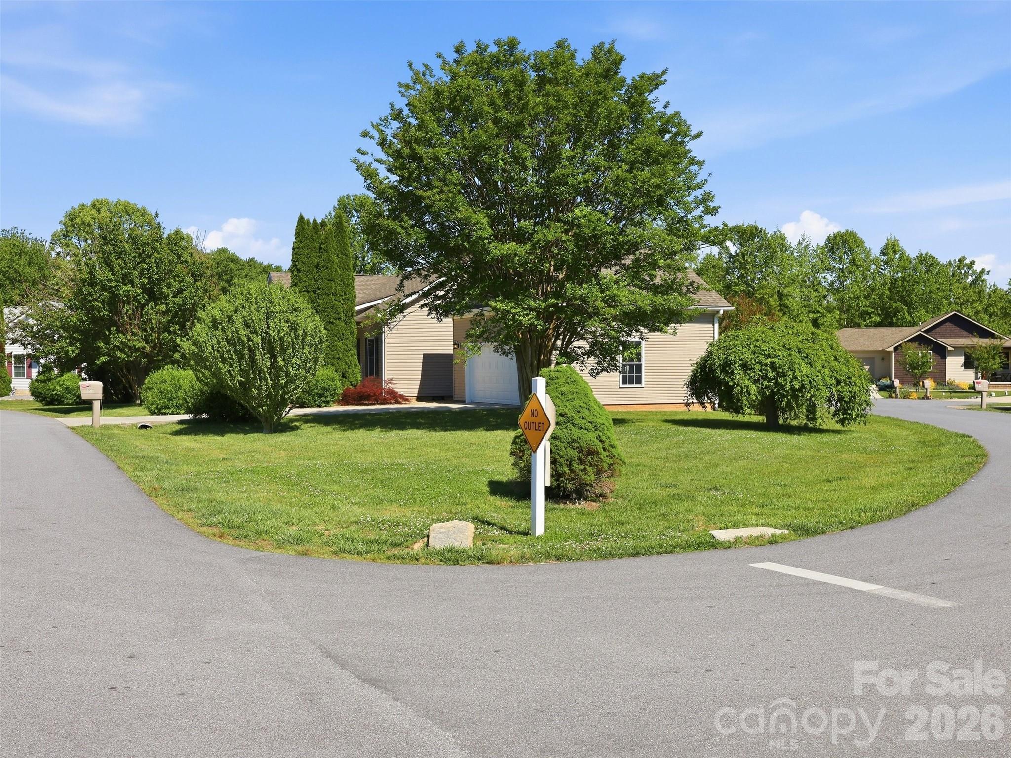 209 Beechnut Drive Property Photo 37