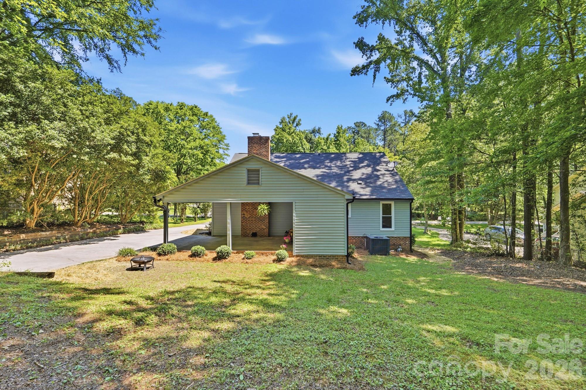 1927 Terra Lane Property Photo 2