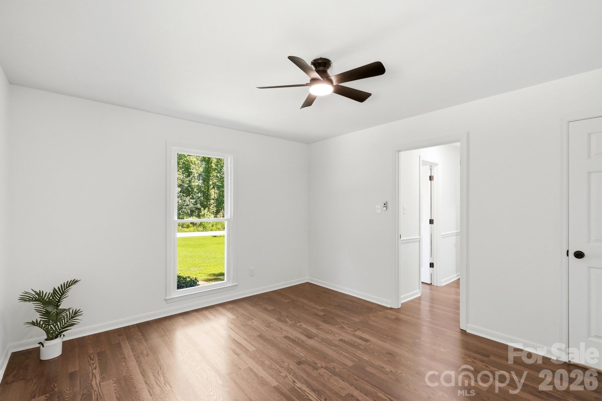 1927 Terra Lane Property Photo 14