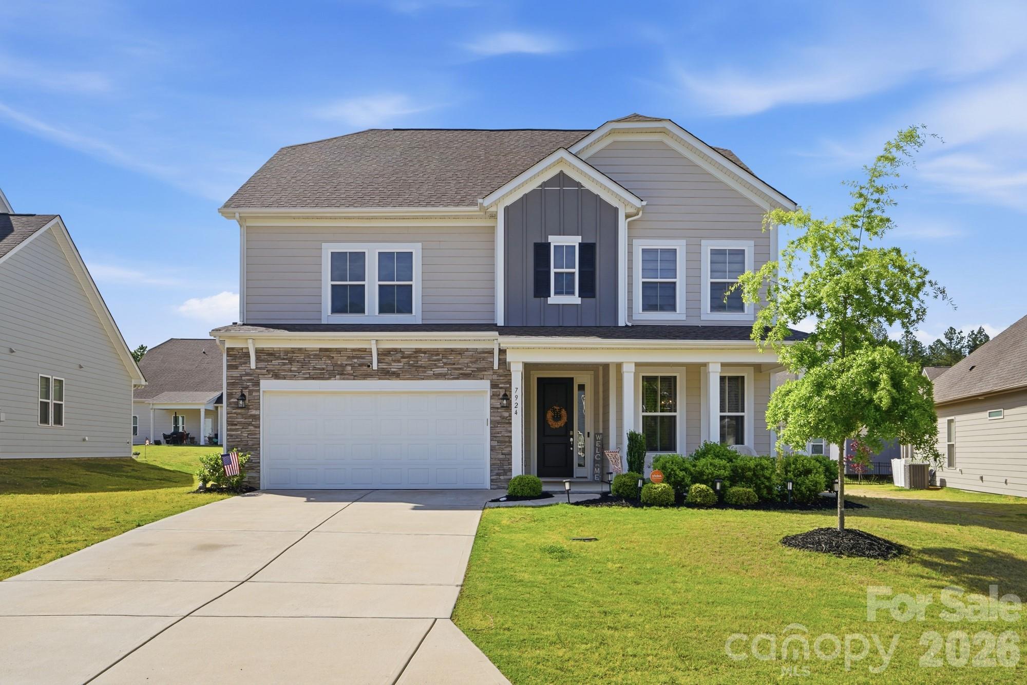 7924 Creek Park Drive Property Photo 1