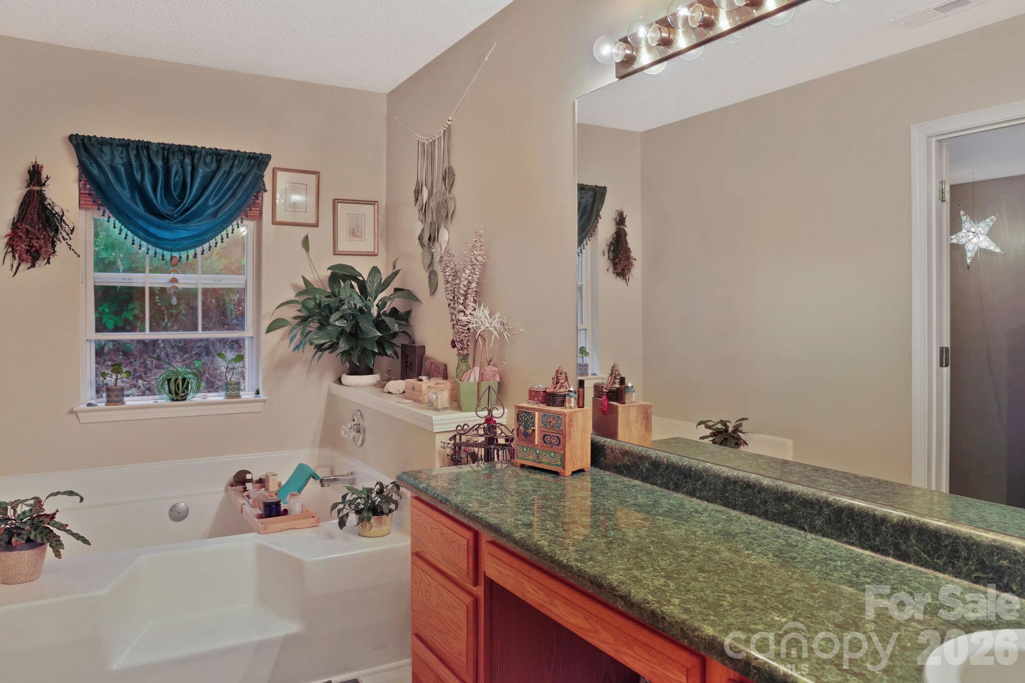 1798 New Stock Road Property Photo 14